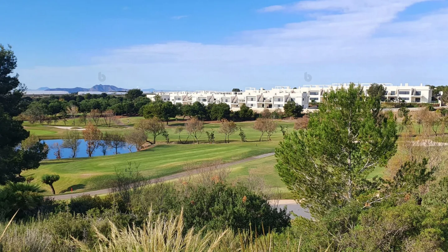 Villa independiente de lujo de obra nueva en Lo Romero Golf