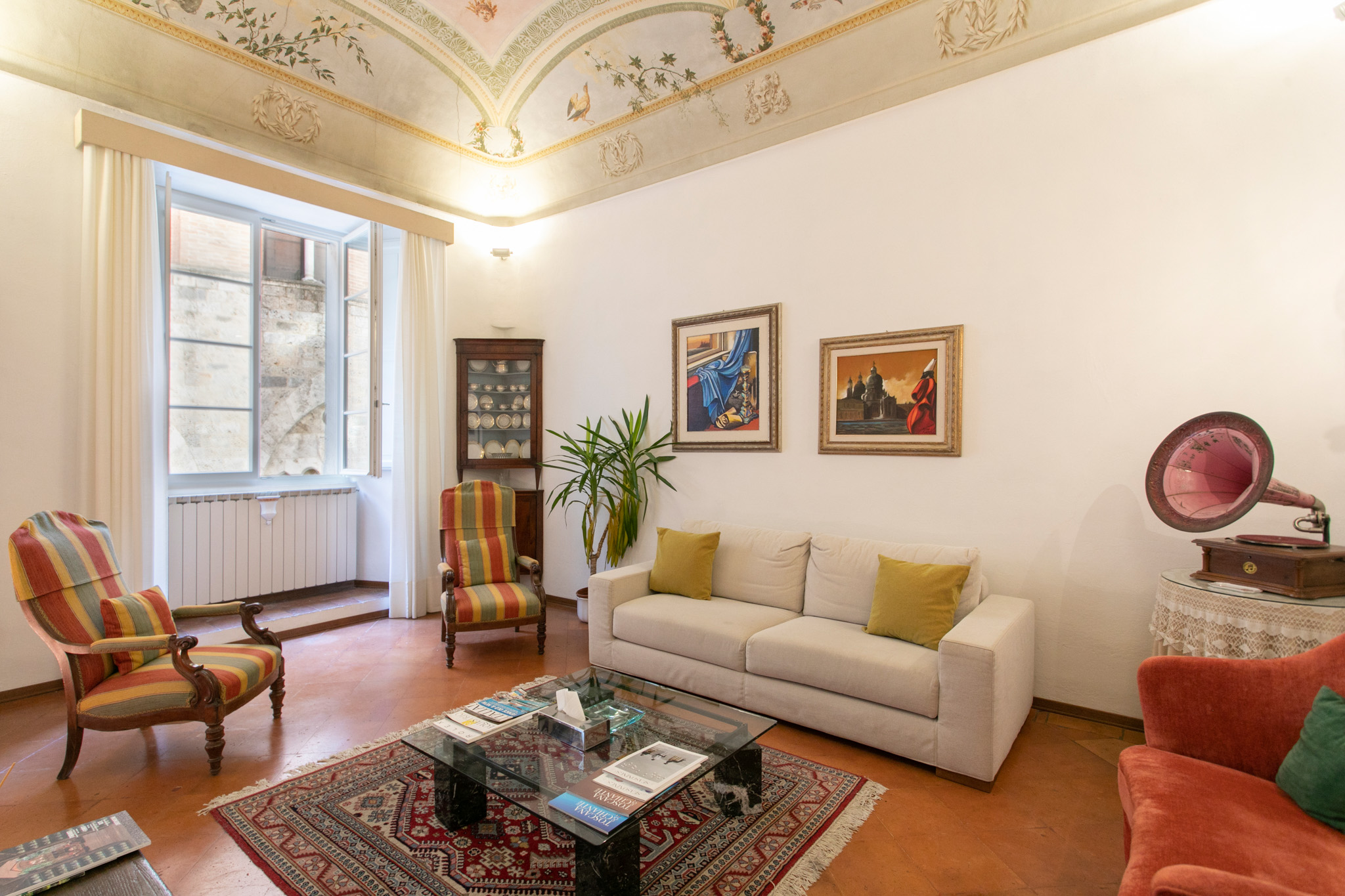 Luxuriöse Wohnung in der Via di Città