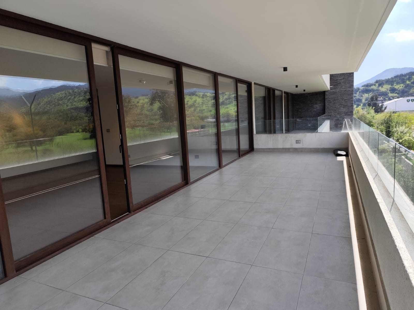 Amplio Departamento 3D 4B en Los Nogales