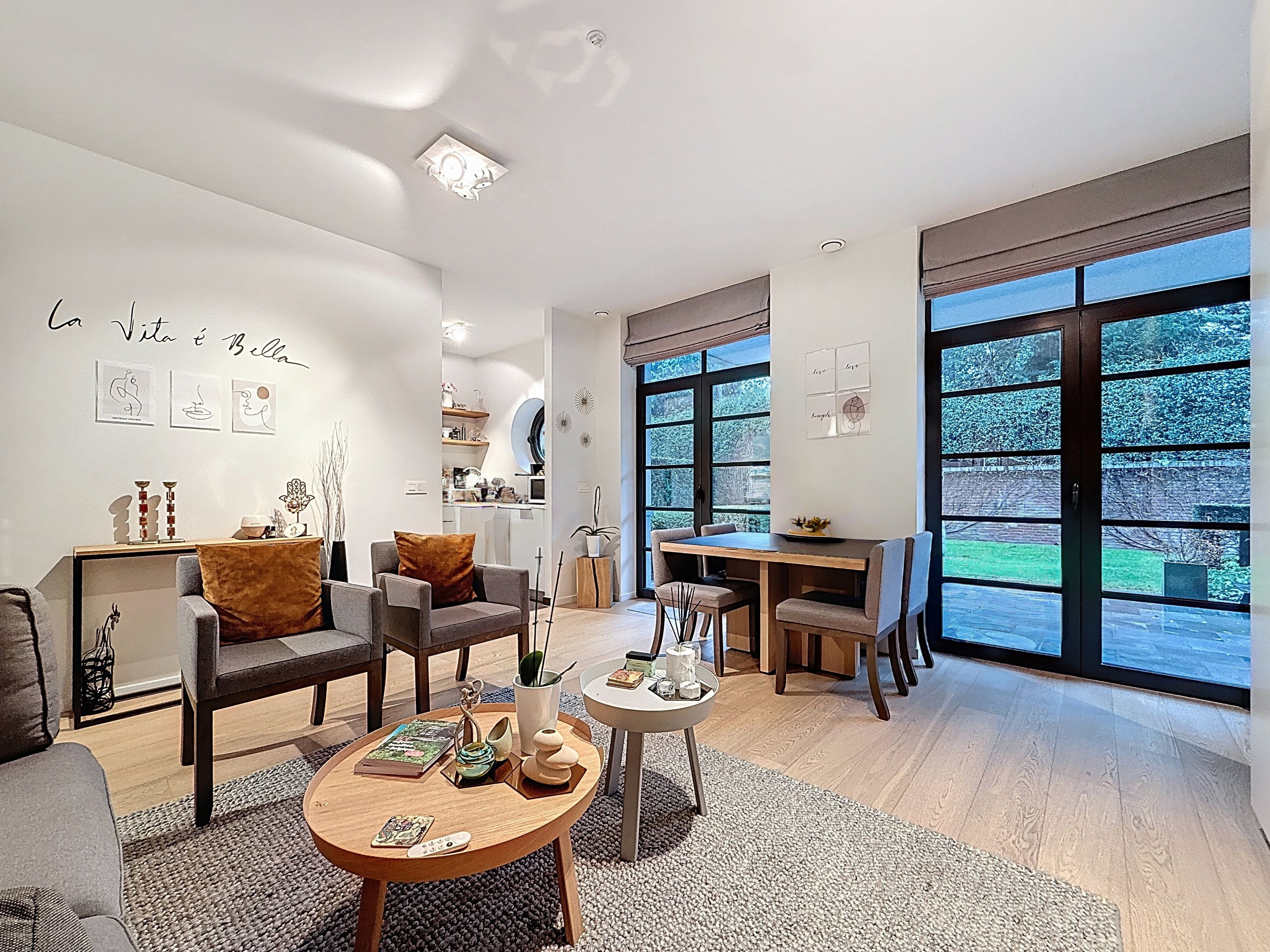 Magnifique appartement meublé 1 ch. avec jardin et terrasse
