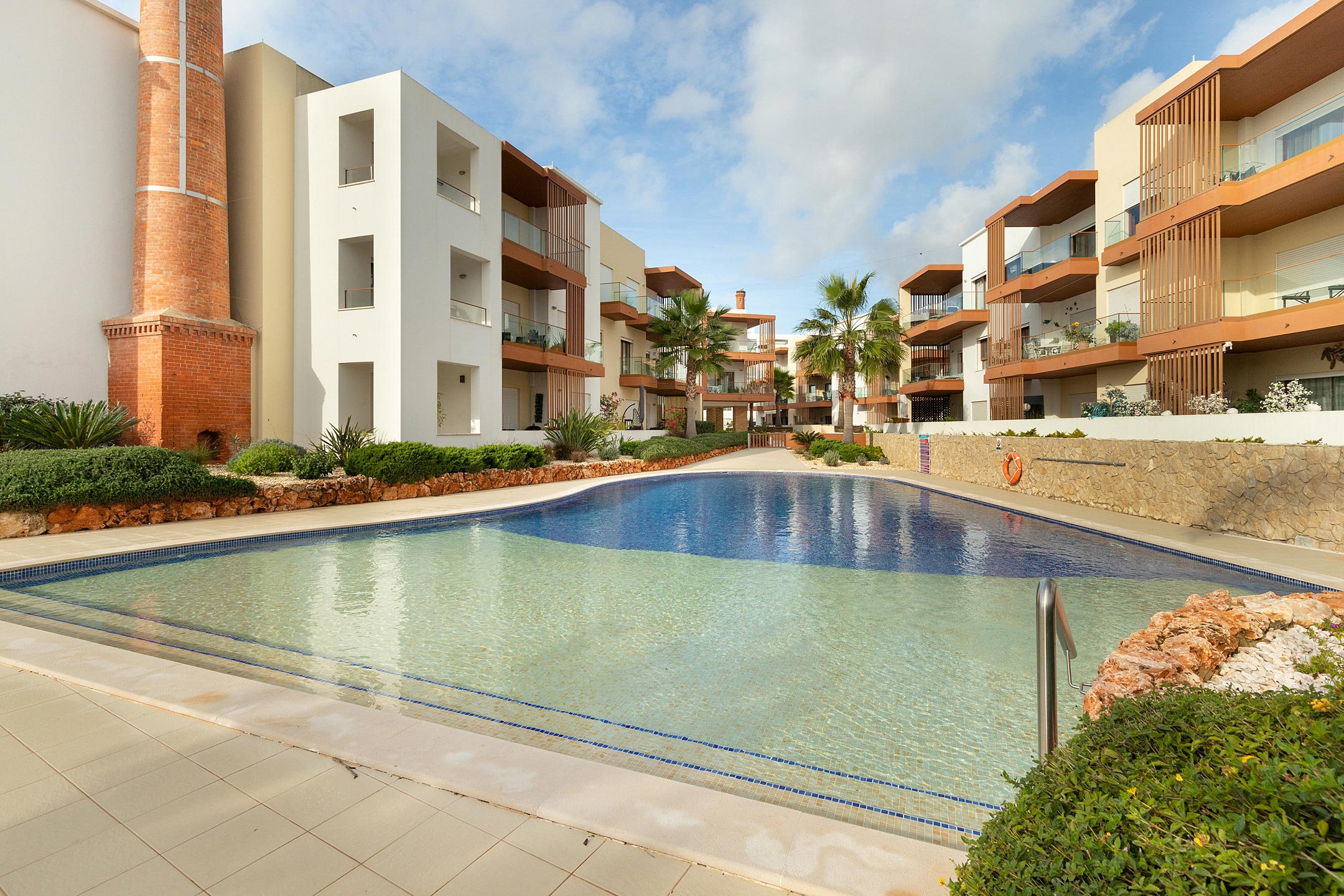 3-Zimmer-Wohnung mit Terrasse am Rio Arade in Portimão