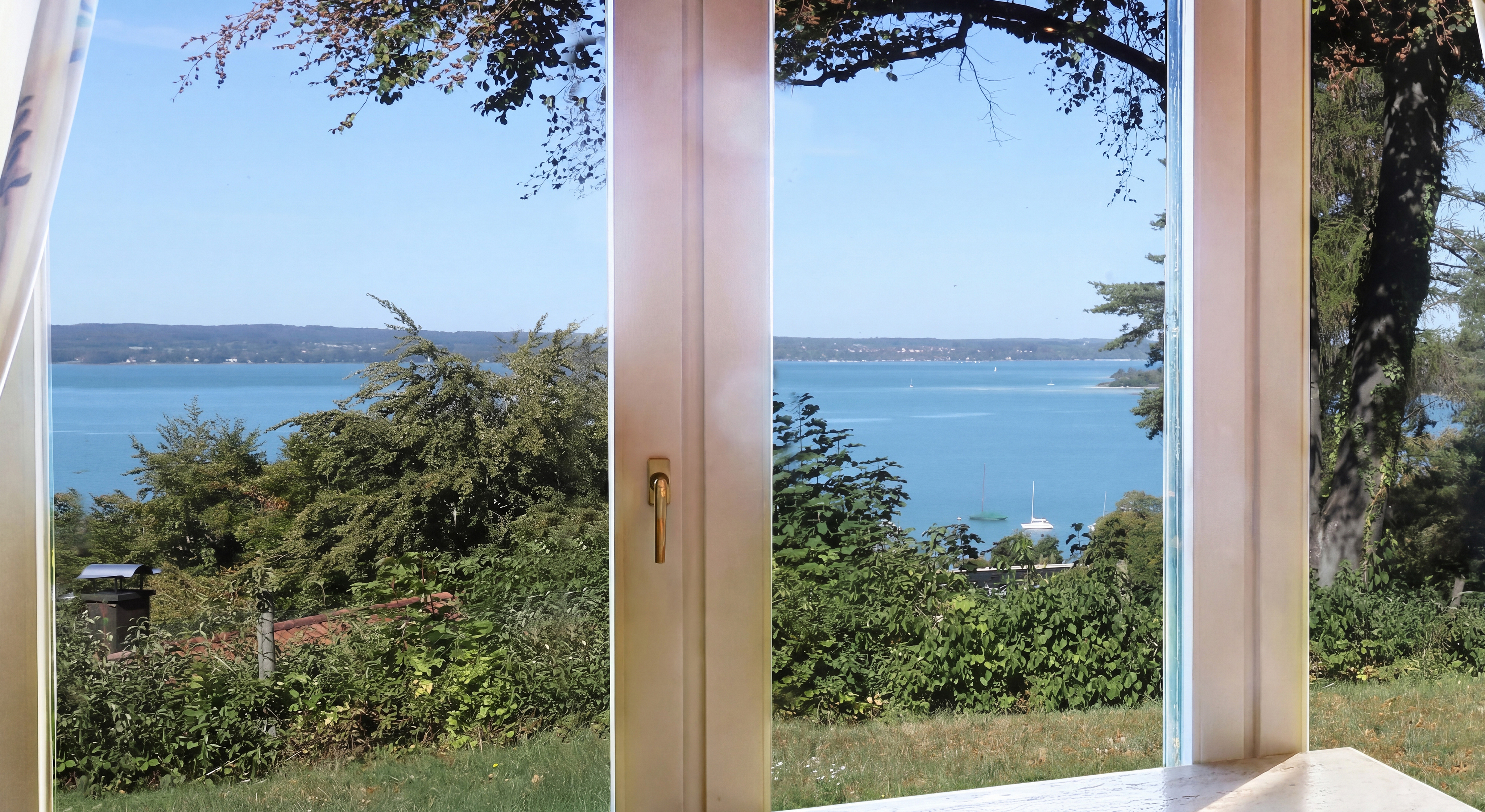 Ihr Logenplatz über dem See –  Exklusives Anwesen mit traumhaftem Panoramablick
