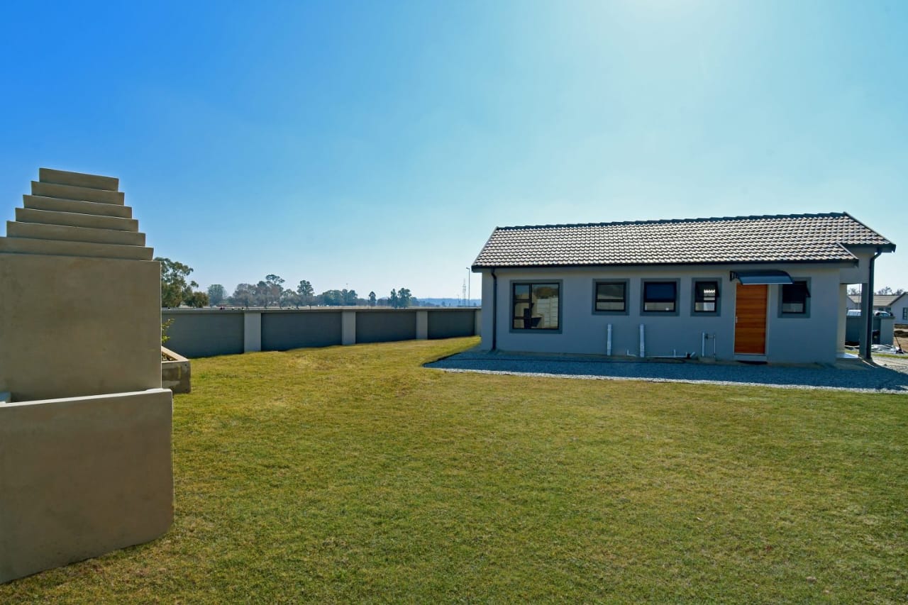 Brand new 3-bedroom 1 bath at Lesedi Village