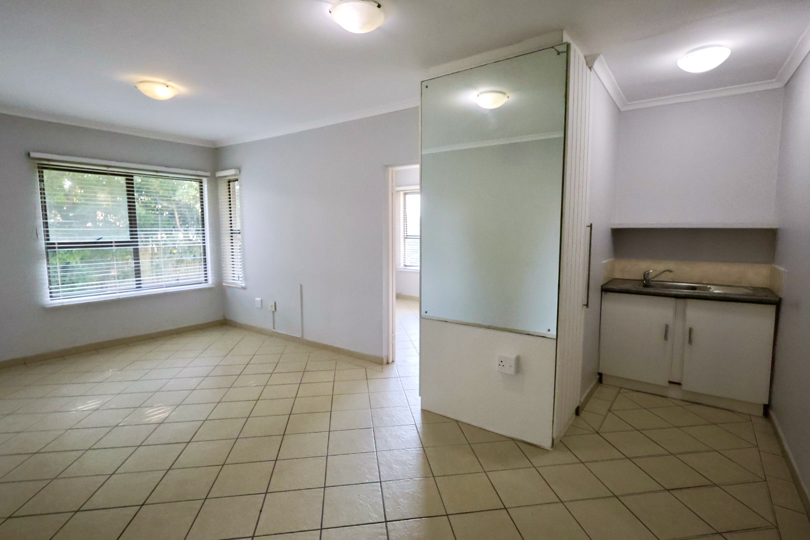 One Bedroom Apartment to Rent in Ballito Central