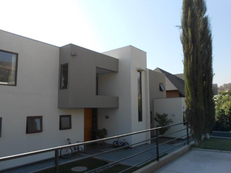 Moderna arquitectura, condominio de Piedra Roja