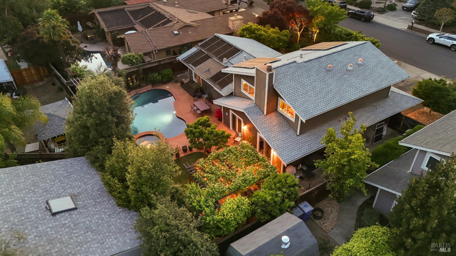 Fully Reimagined Oasis With Resort Backyard