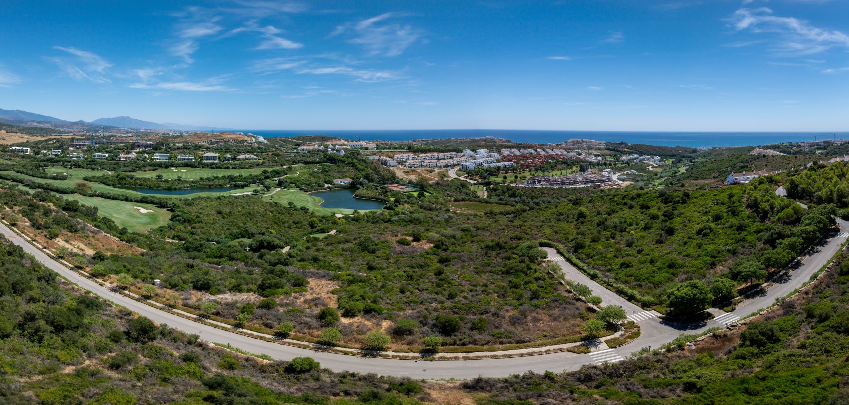 Innovation, Elegance, and Financial Efficiency in Casares Costa