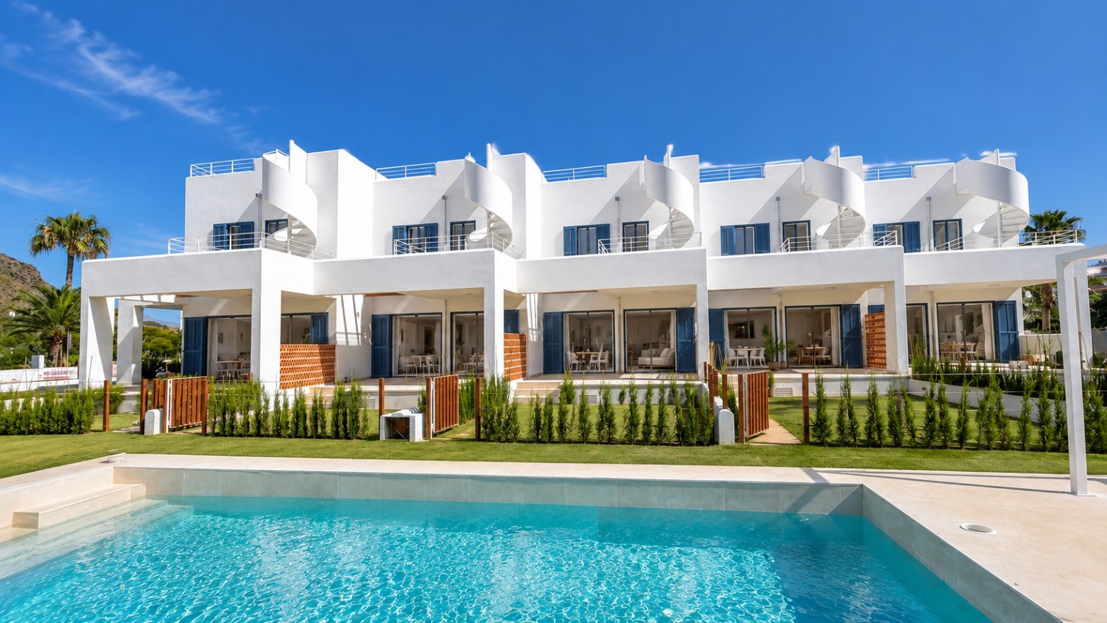 Neubau-Reihenhaus am See in Puerto de Alcúdia