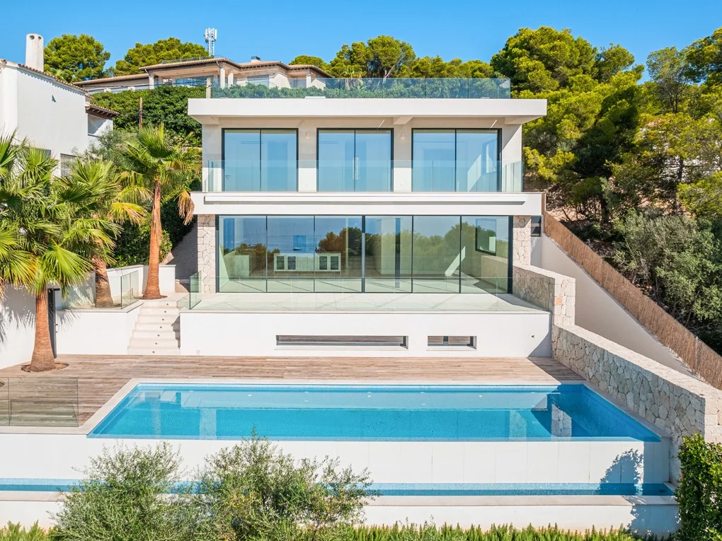 Villa mit Panoramablick aufs Meer