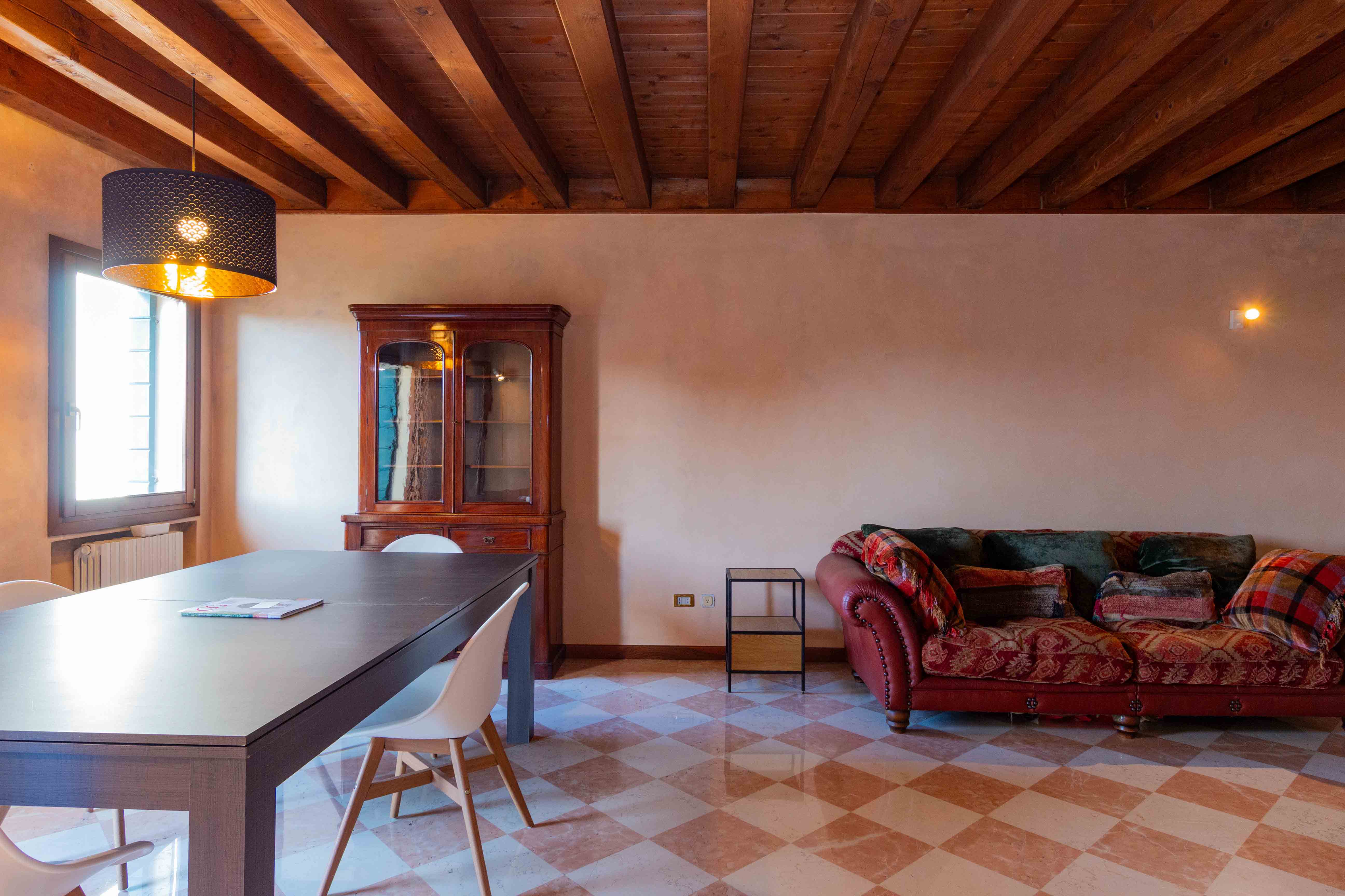 Elegante appartamento nel cuore storico di Padova, zona Portello