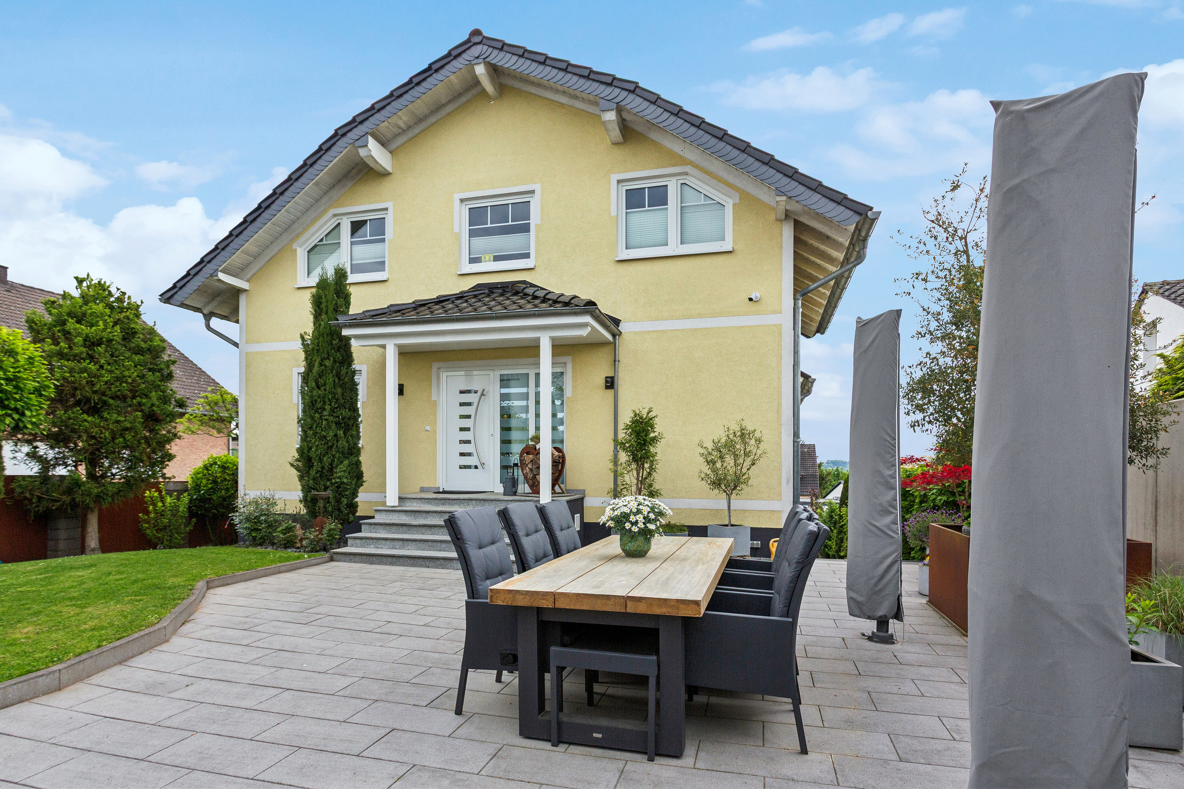 Spacious living with versatile rooms, a fireplace, and a special leisure area