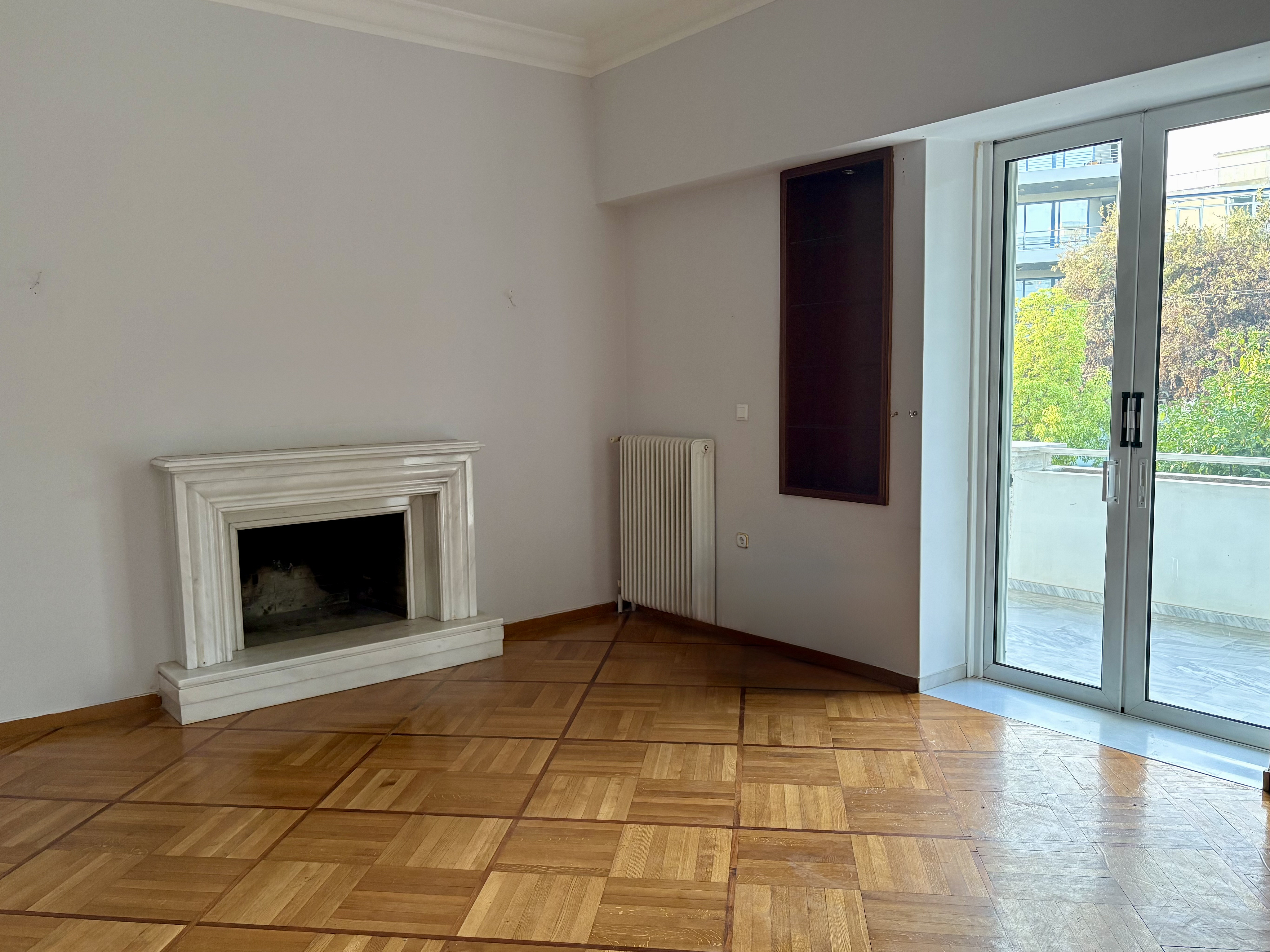 230 sq m apartment in Central Chalandri