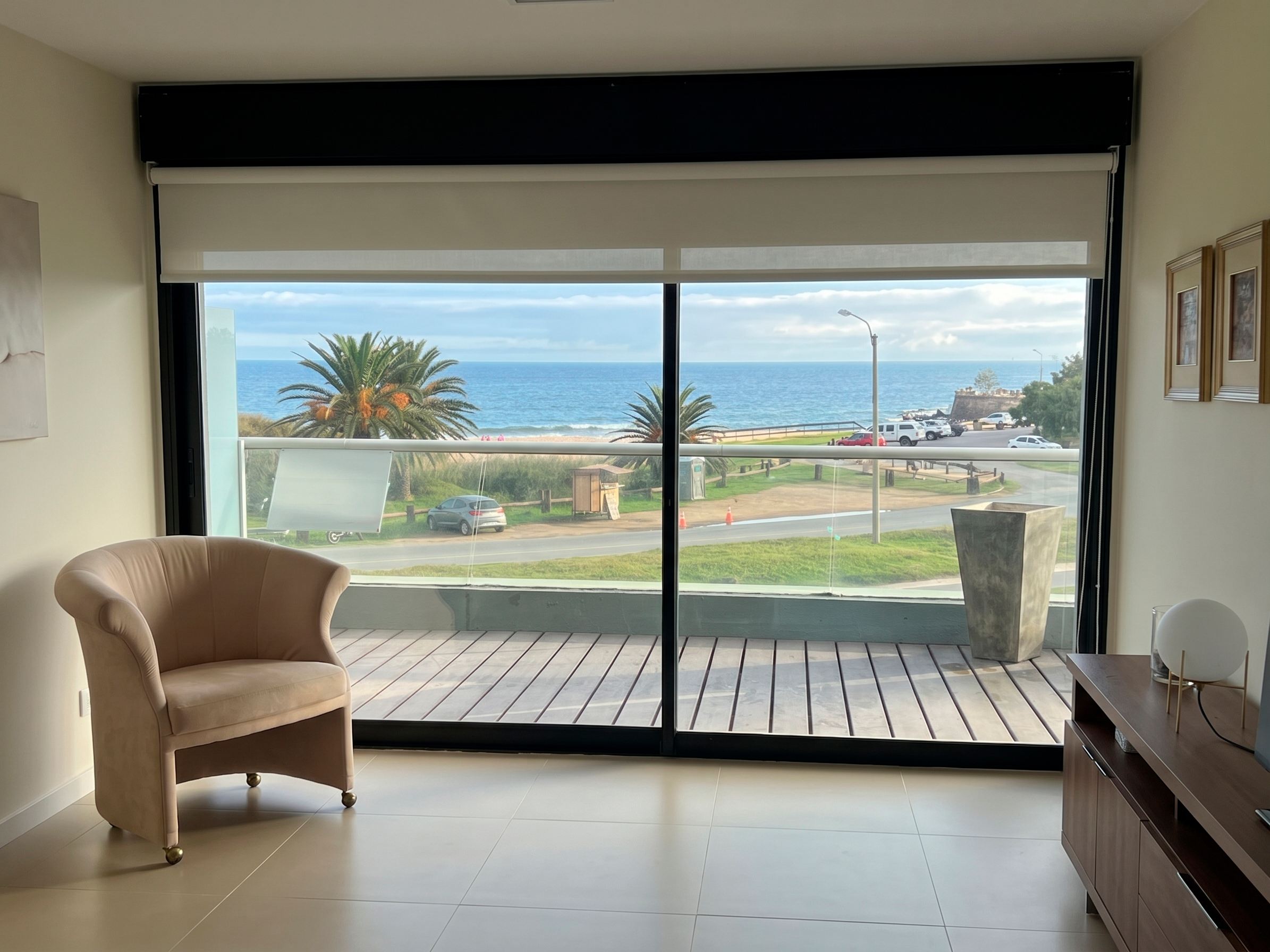 Apartamento frente al mar en Grand Bay