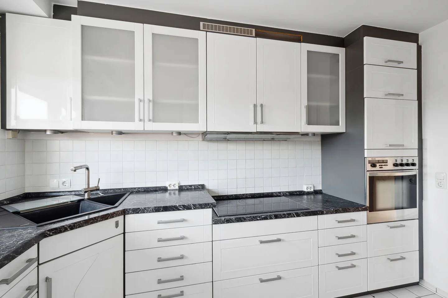 Exklusive 3-Zimmer-Wohnung mit drei Balkonen und Skyline-Blick in Königstein-Falkenstein - Photo 5