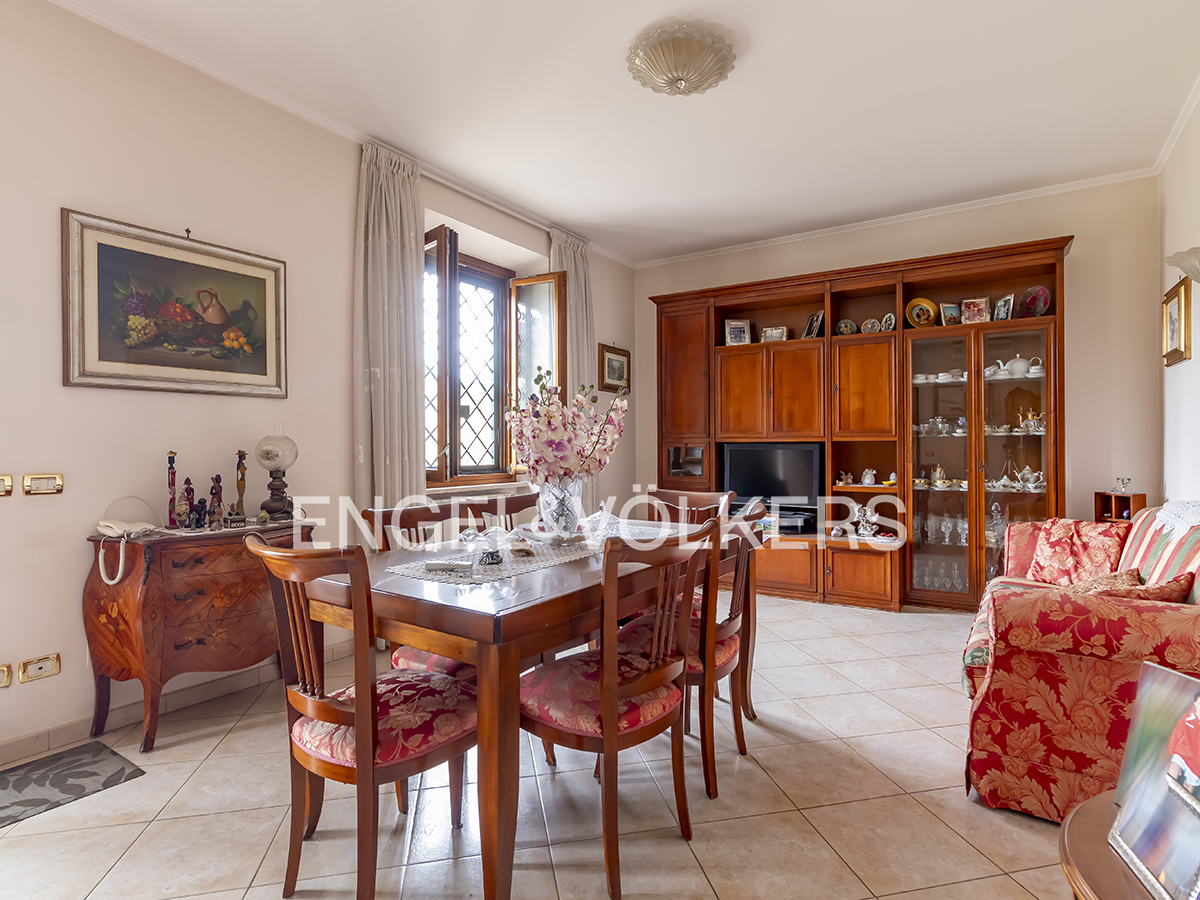 Apartment with an exclusive outdoor space in Casal Morena