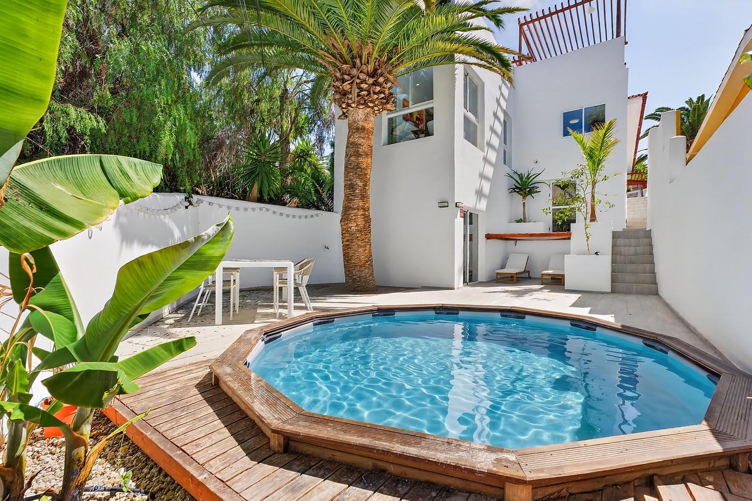 Vil·la reformada amb apartament independent i piscina climatitzada a La Florida