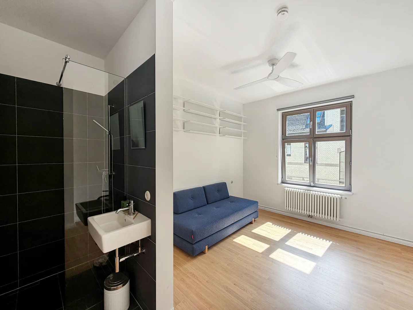 Exklusive 4-Zimmer-Wohnung mit Loftcharakter - Photo 1