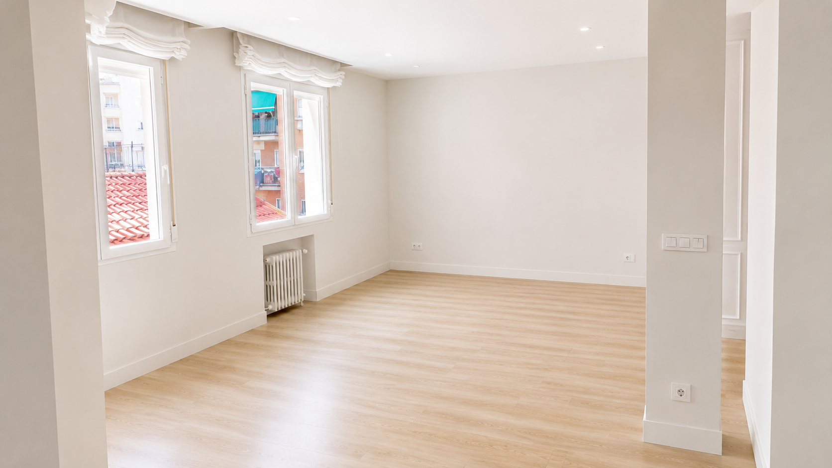 Bright renovated 2-bed, 2-bath apartment, furnished or unfurnished, in Chamberí