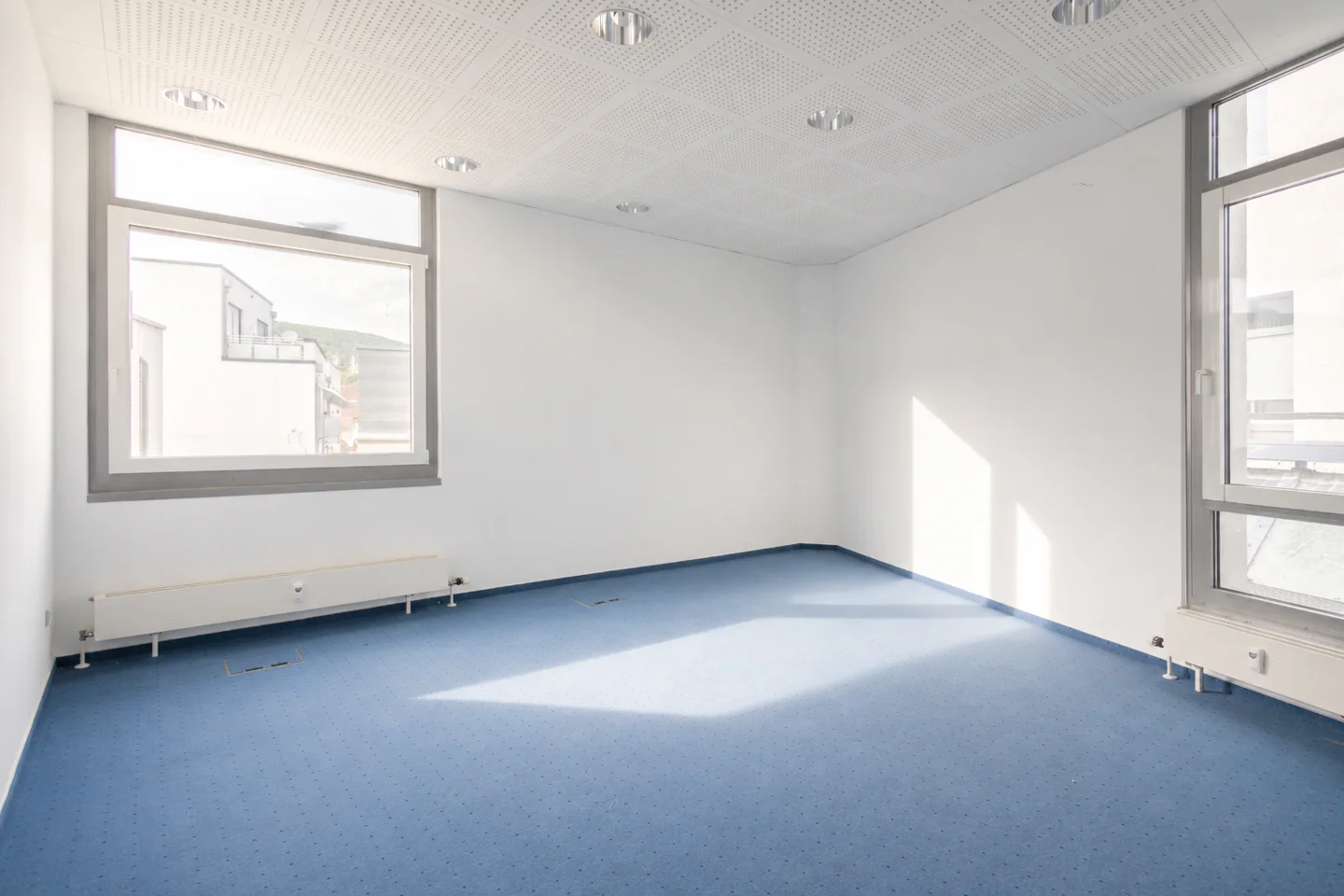 Bürofläche mit individuellem Gestaltungspotenzial in zentraler Lage der Hetzelgalerie! - Photo 4