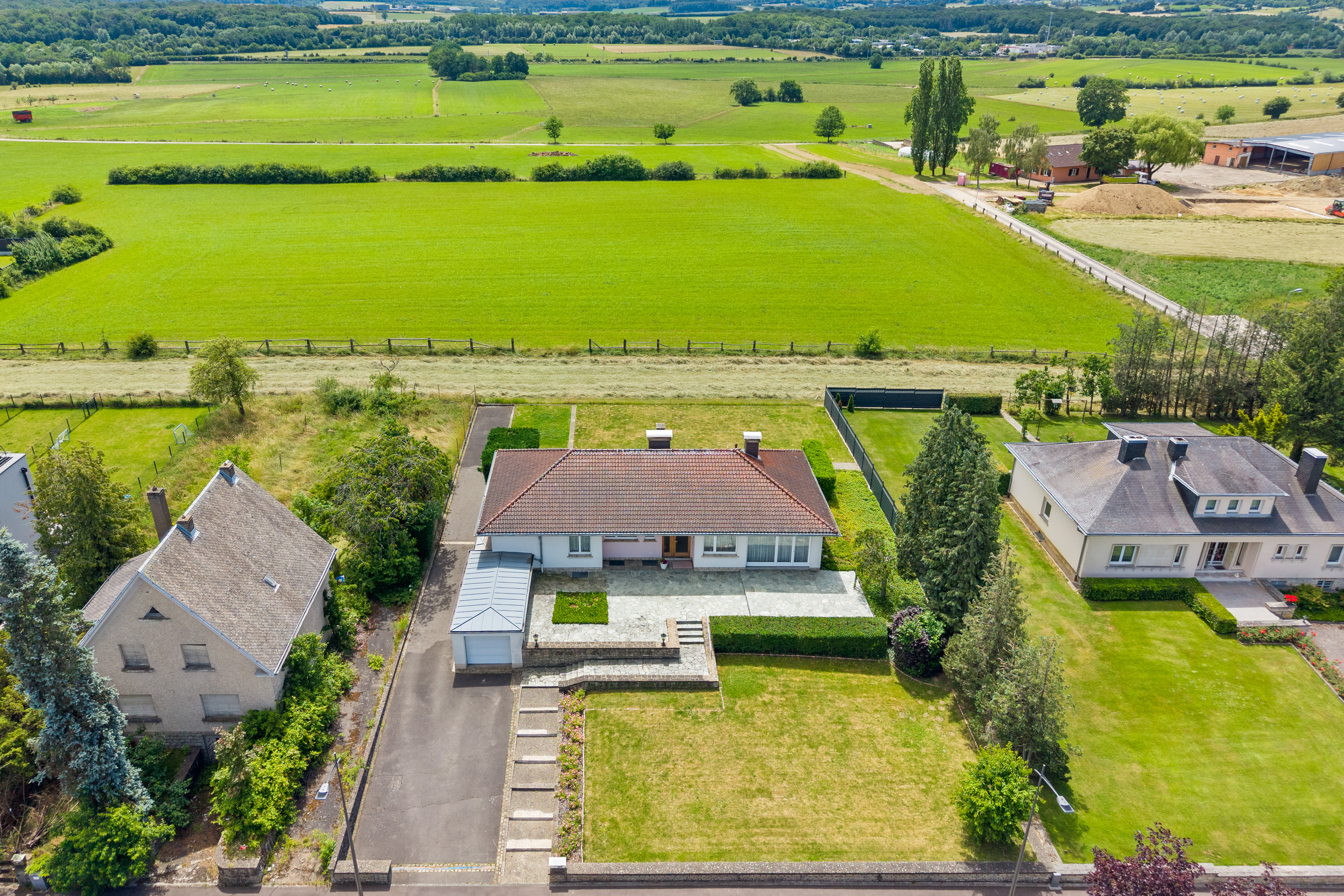 4-bedroom bungalow on 14a57ca of land - HAB-2 zone