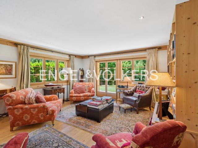 Magnificent Alpine Family Retreat with Expansive Terrace and Garden