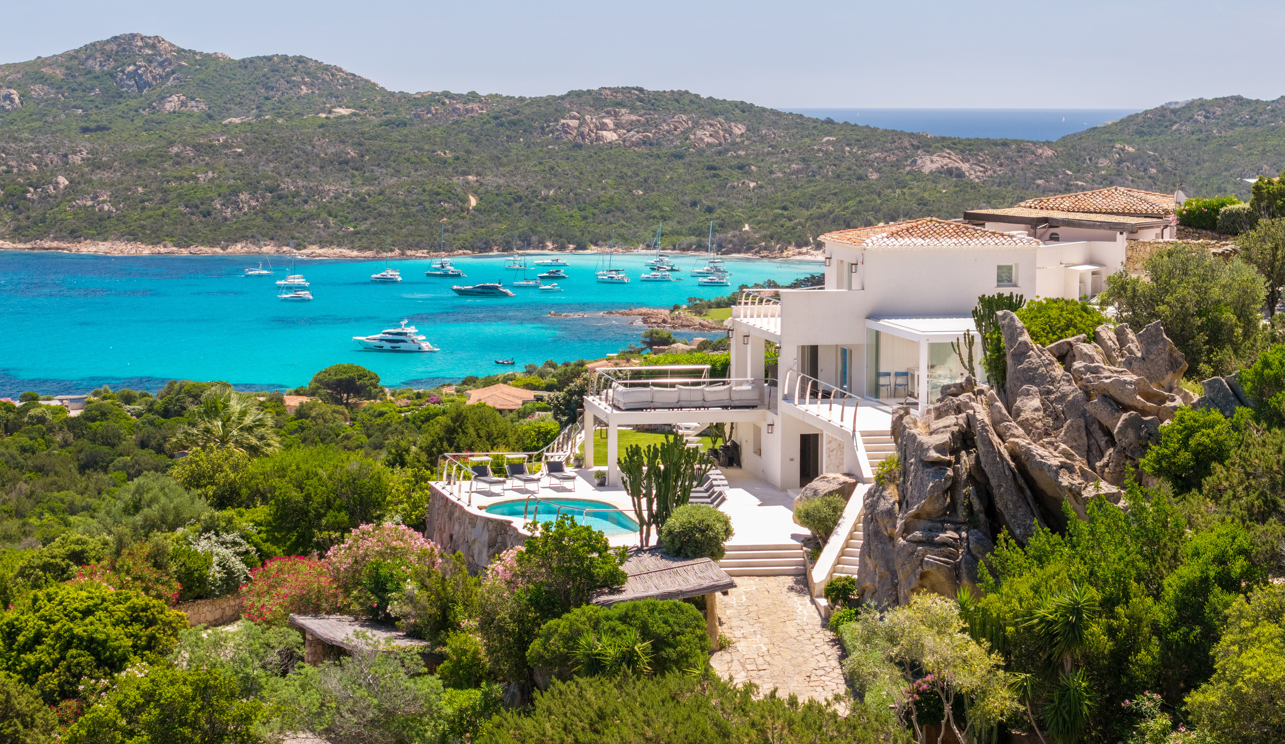 Villa Shardana | Vista dominante sul Golfo del Pevero
