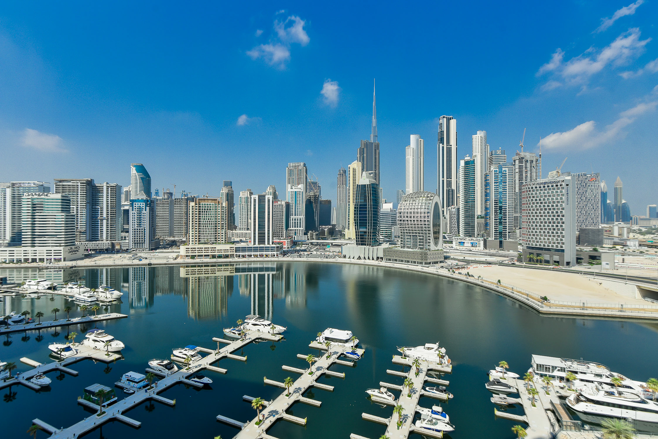 Exclusive |  Full Canal View | Bright & Spacious