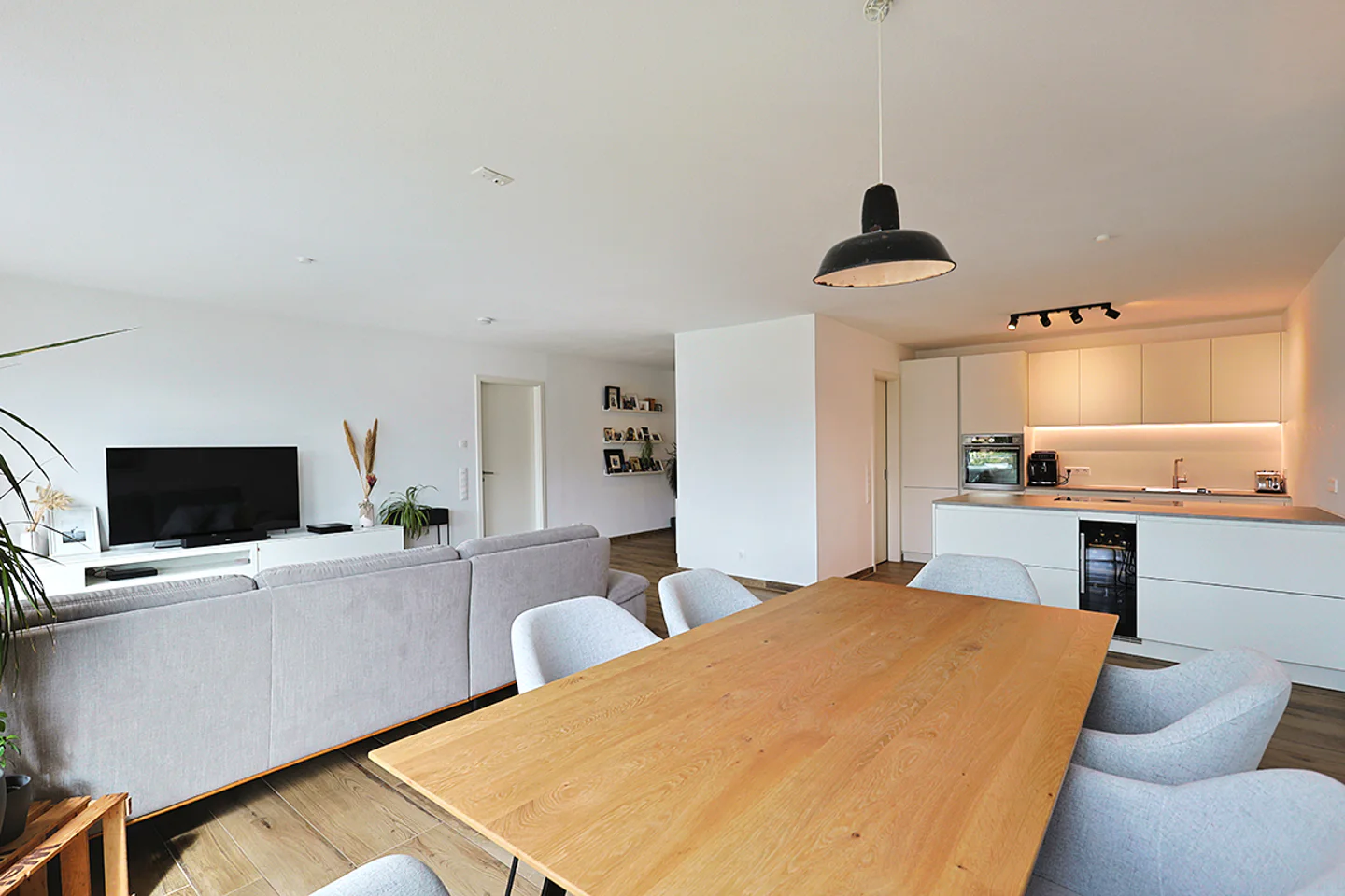 Exklusive 3-Zimmer-Wohnung für höchste Wohnansprüche - Photo 2