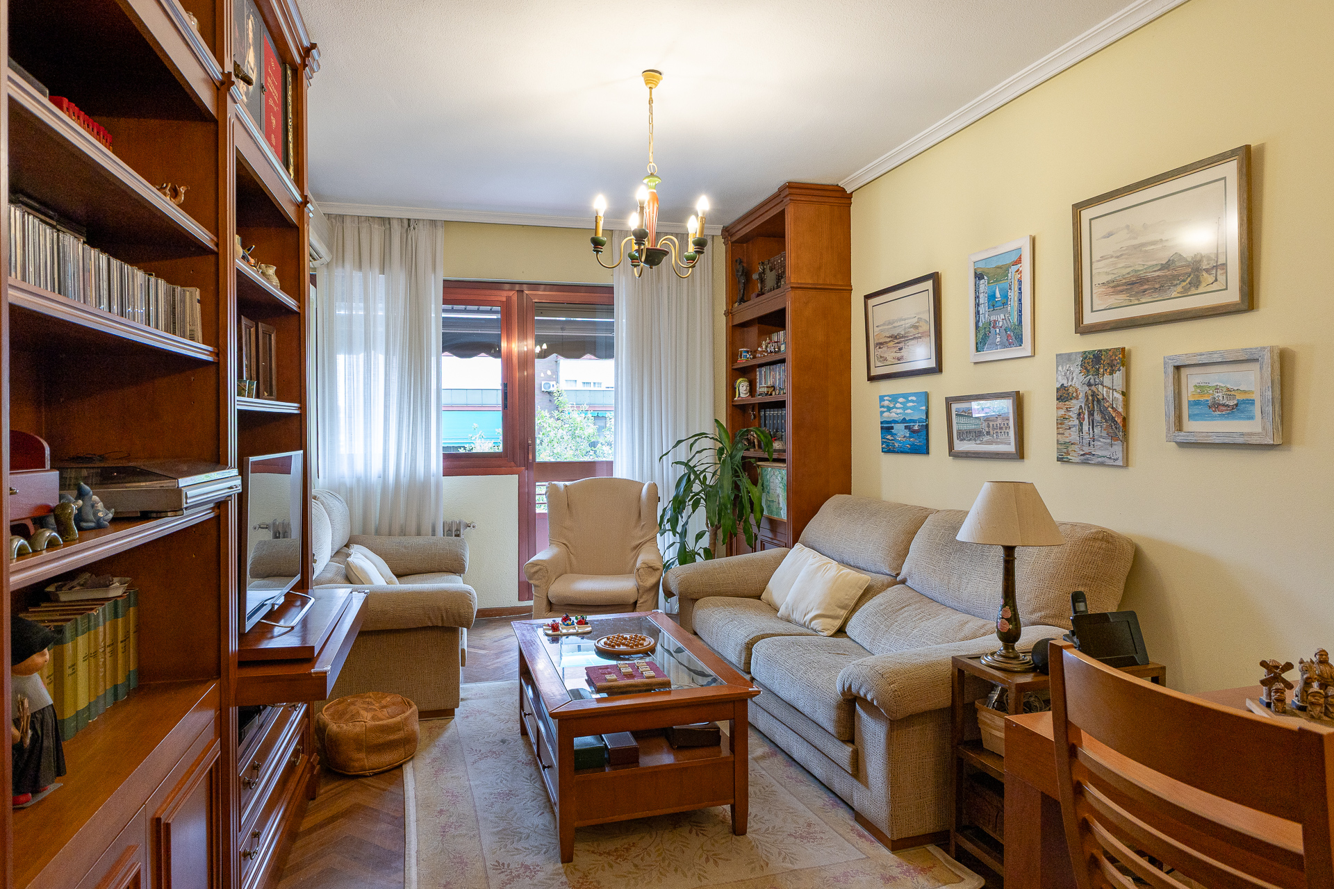 Three-bedroom apartment with terrace and pool in Niño Jesús