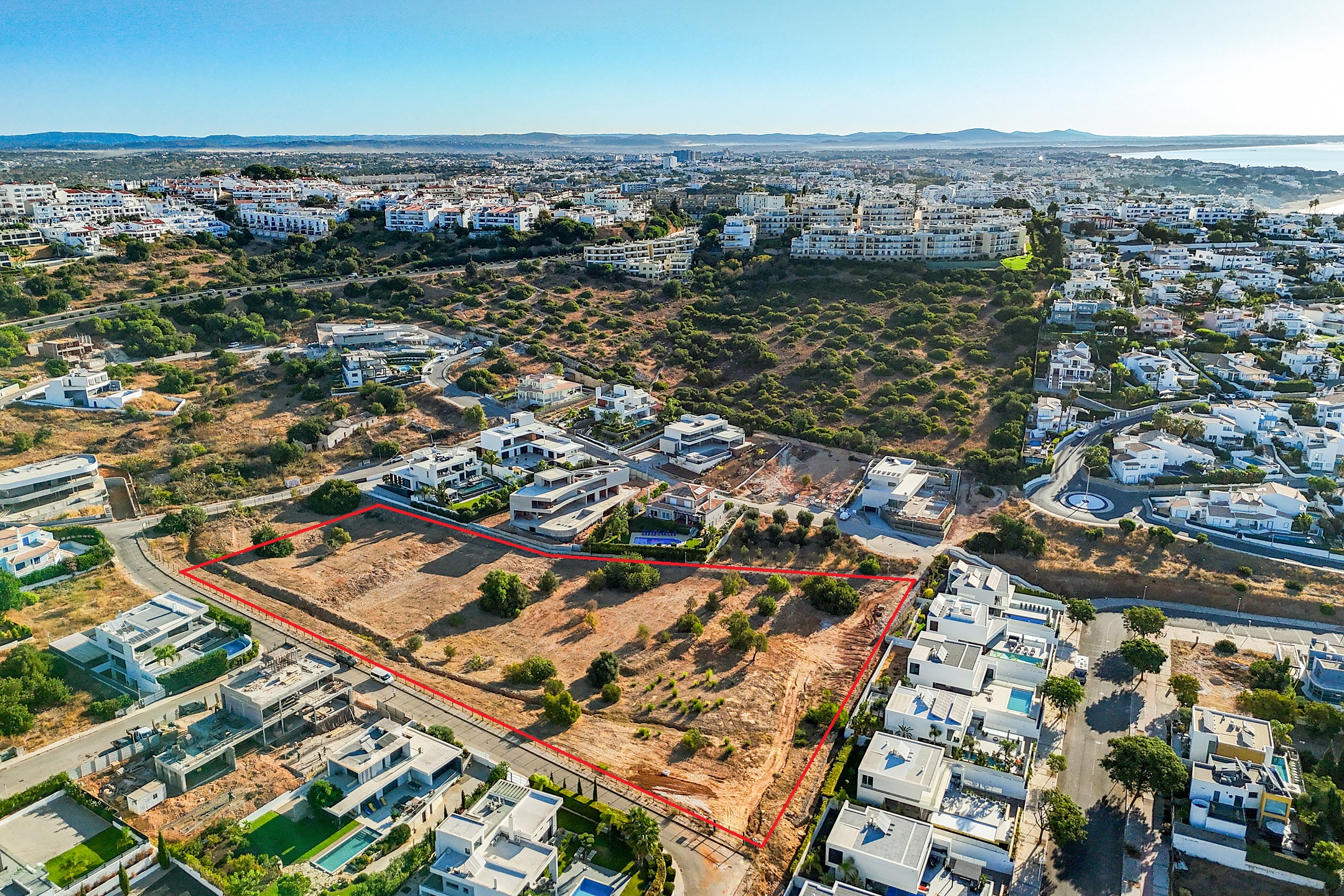 Exclusive Rustic Plot in a Truly Privileged Location, Next to Albufeira Marina