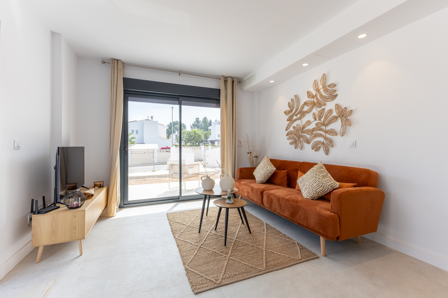 Exclusive ground floor with 227 m² private garden in Montgó Zen, Denia