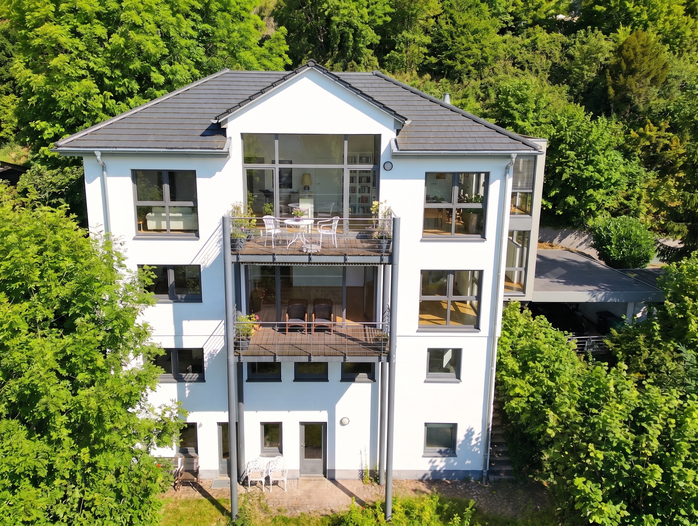 Modernes Wohnen über über den Dächern von Heppenheim
