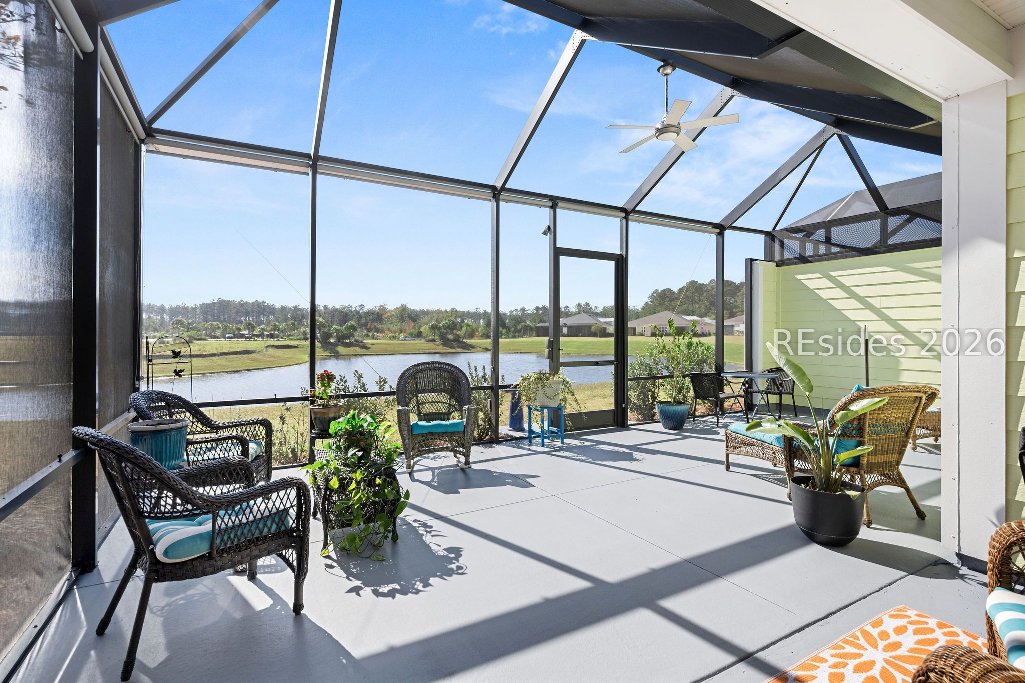 Relaxed Indoor-Outdoor Living with Water Views