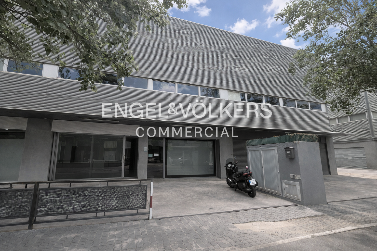 Nave en alquiler en Montigalà