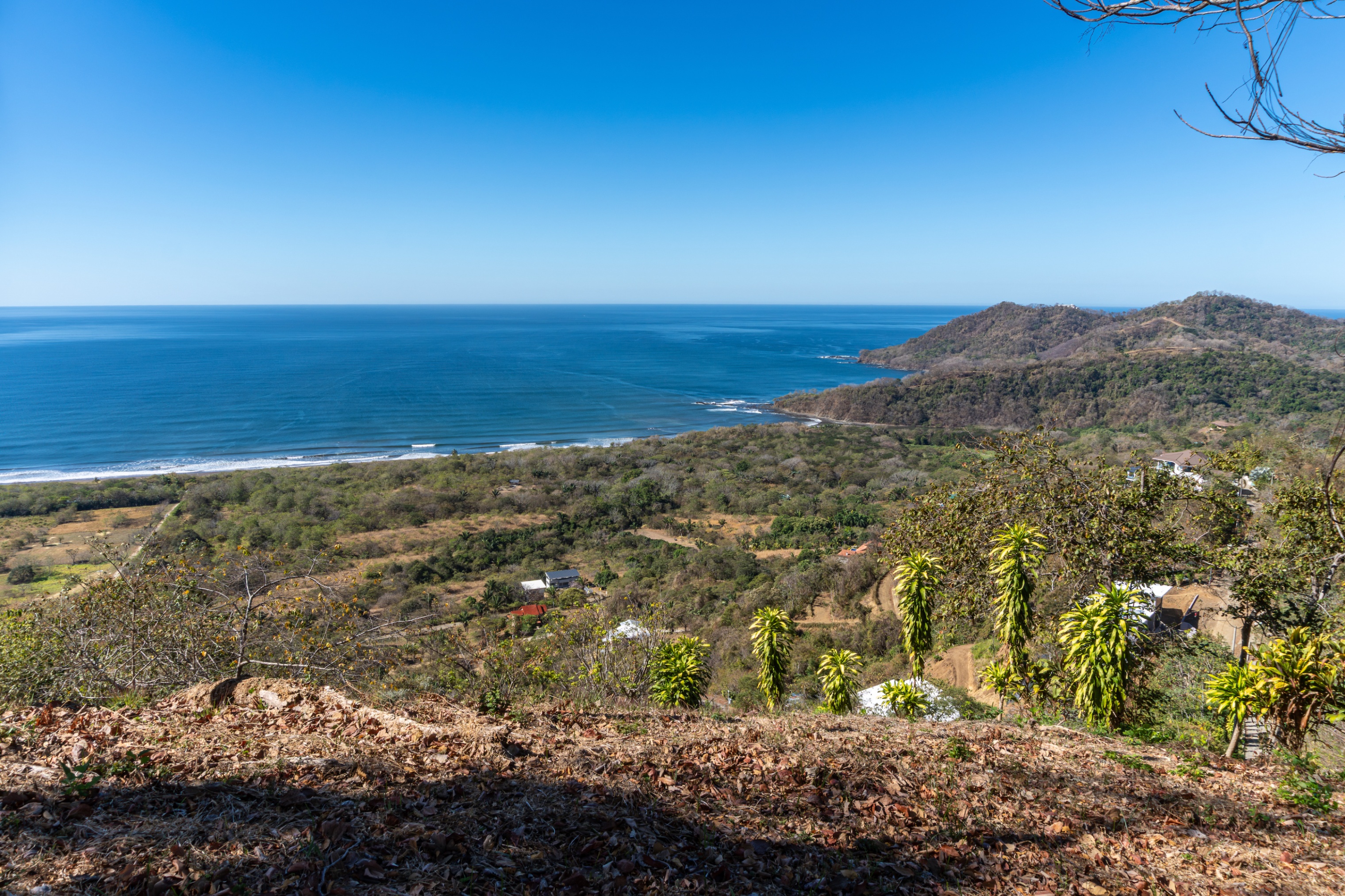 Exclusive Mountain Properties with Ocean Views in Camaronal