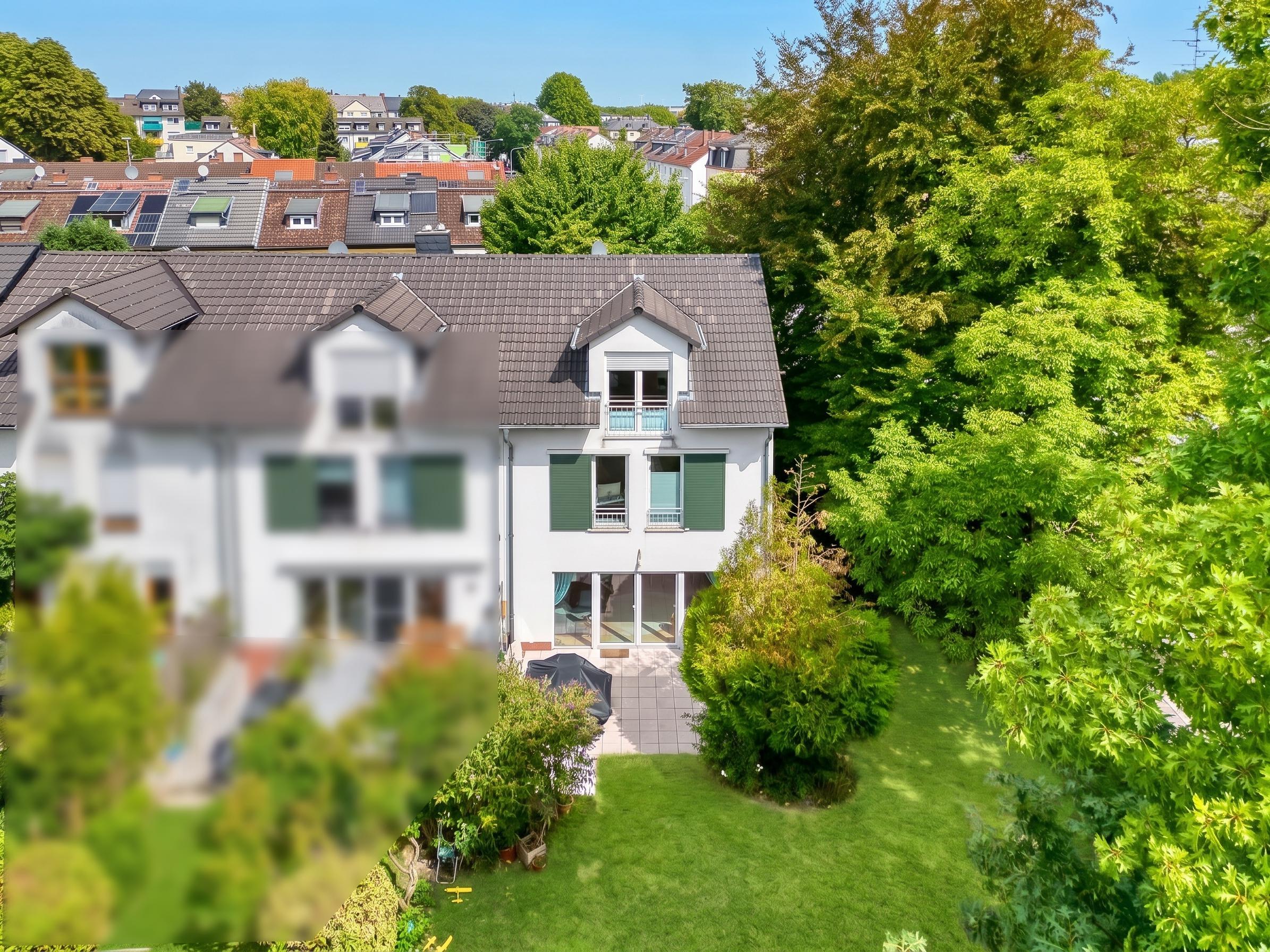 Charming townhouse in Frankfurt-Heddernheim: excellent transport links meet nature-oriented quality of life [AI-modified]
