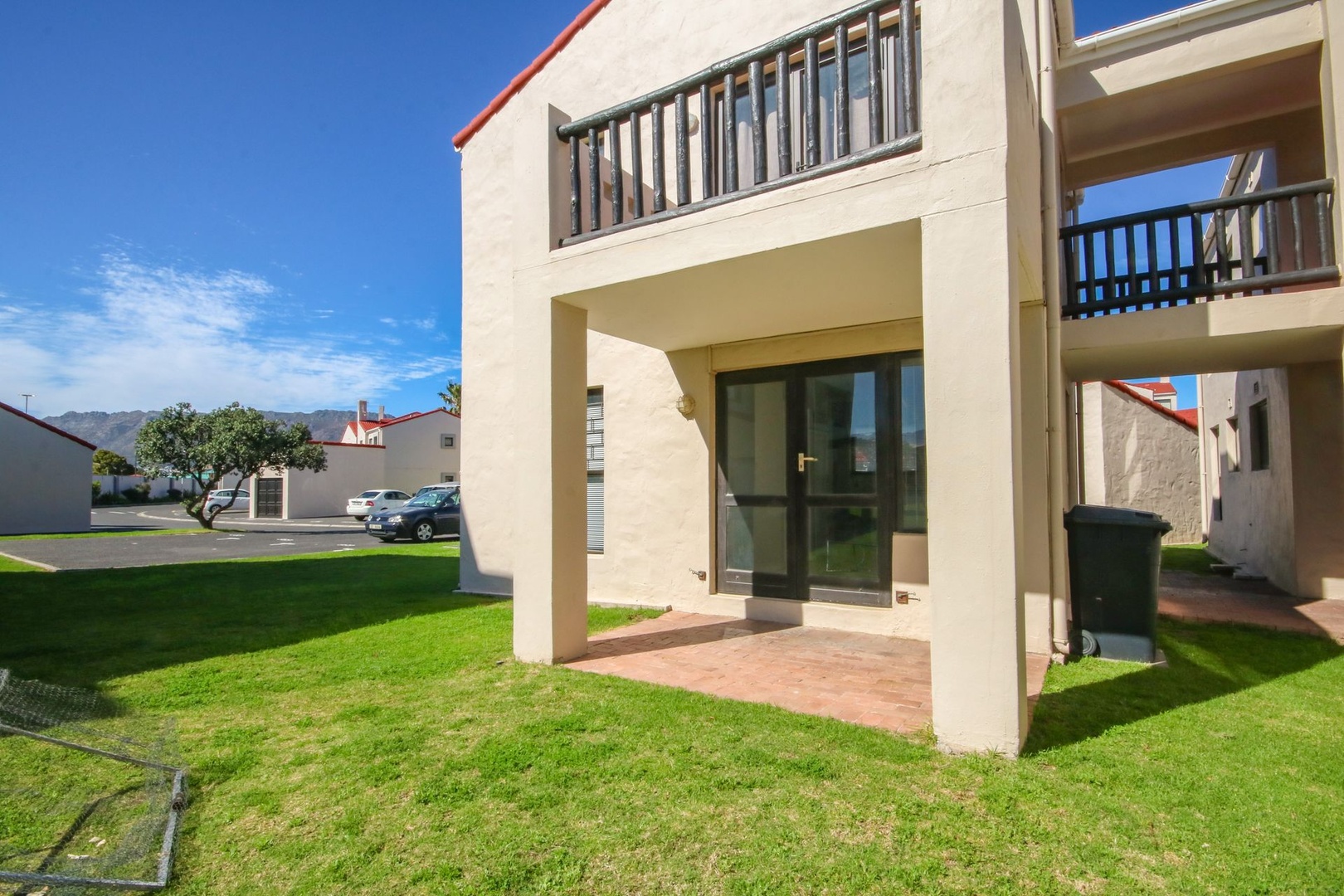 1 Bedroom Ground floor Apartment in Laguna Beach, Greenways Golf Estate