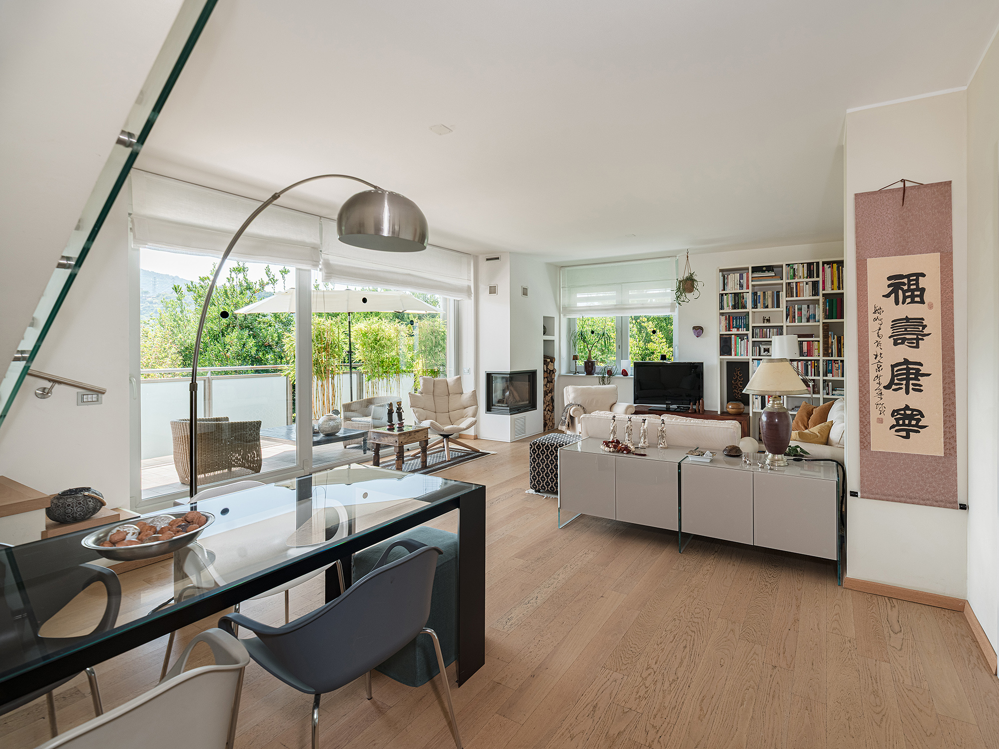Apartment mit großzügigen Terrassen und Panoramablick