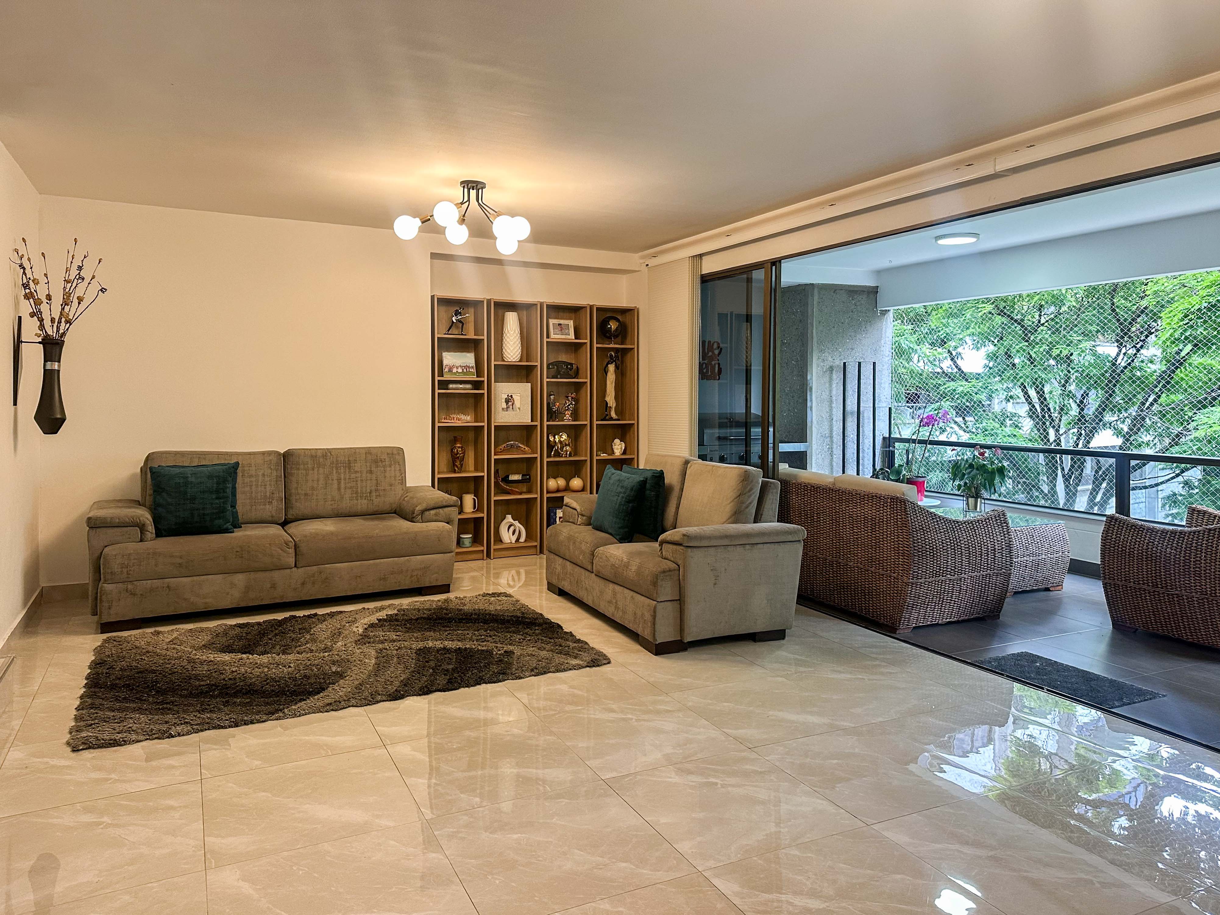 Apartamento con clubhouse para la venta en El Poblado