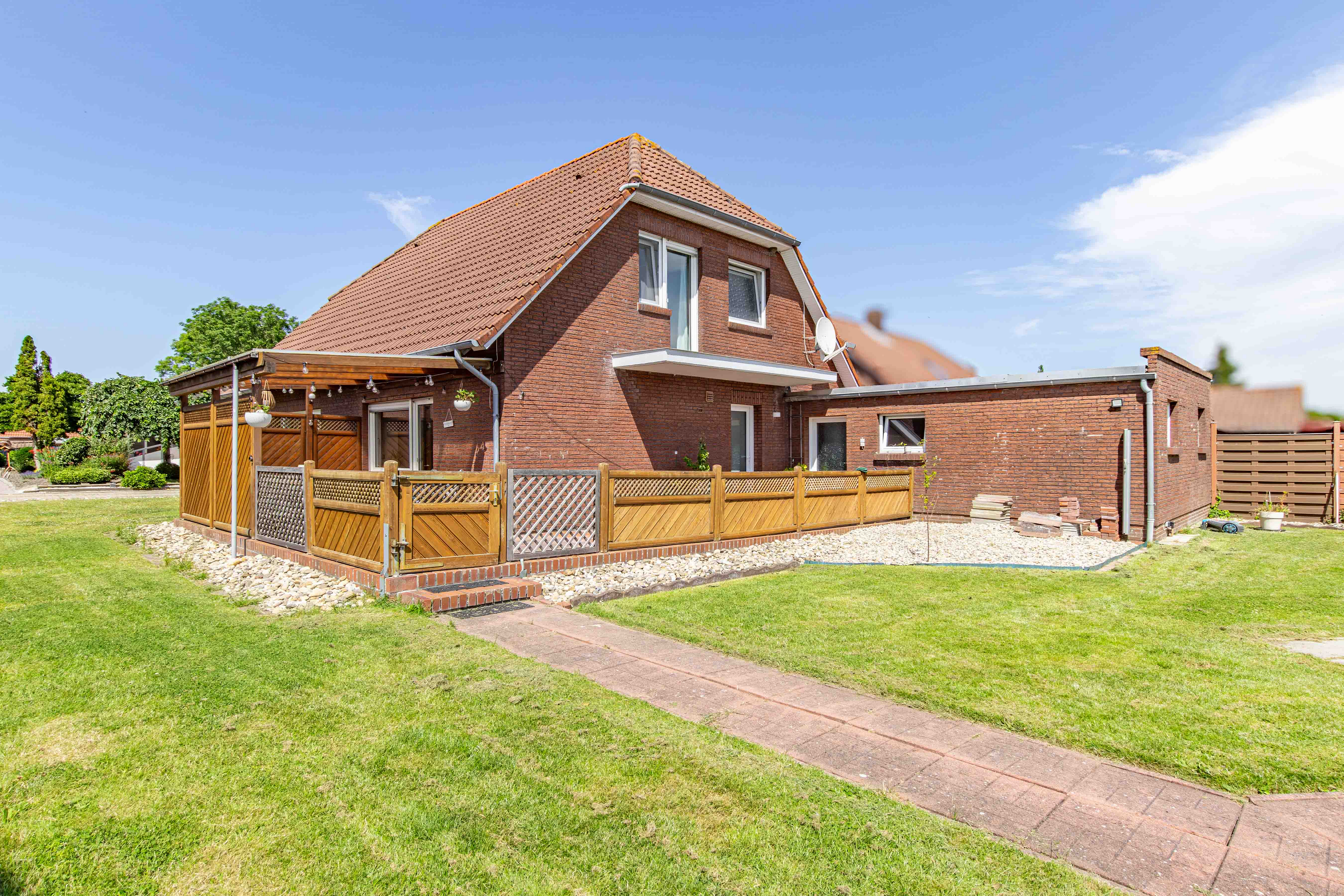 Charmantes Einfamilienhaus mit großzügigem Garten und Weitblick in Grimersum