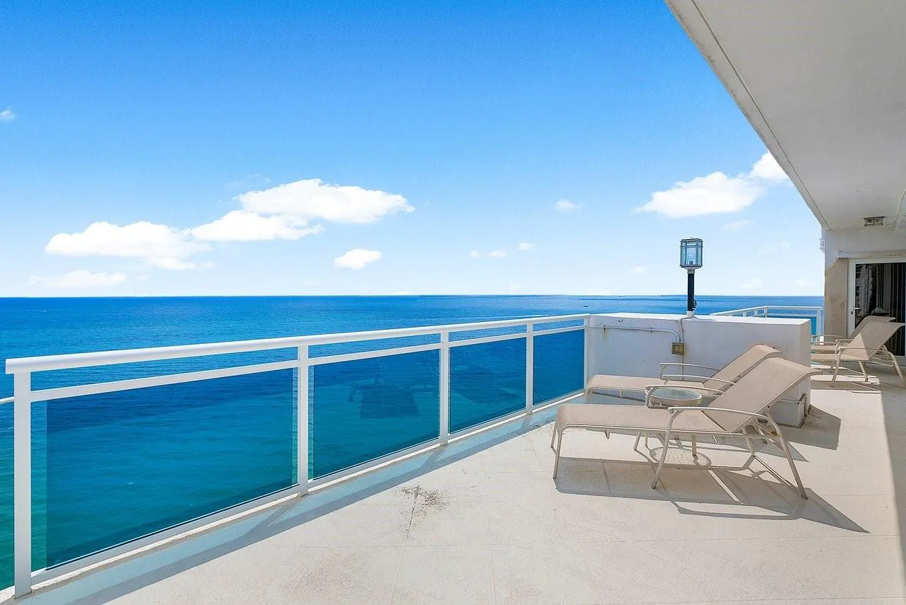Direct Oceanfront Penthouse in Fort Lauderdale