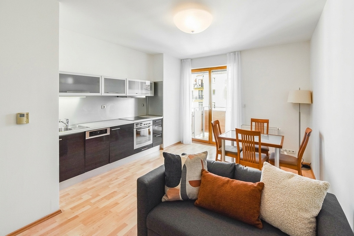 Rent of an apartment 2+kt with balcony