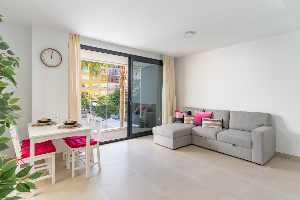 TOURIST LICENCE Exclusive 2-bedroom property in the heart of Estepona, steps from the sea, marina, and Senda Litoral