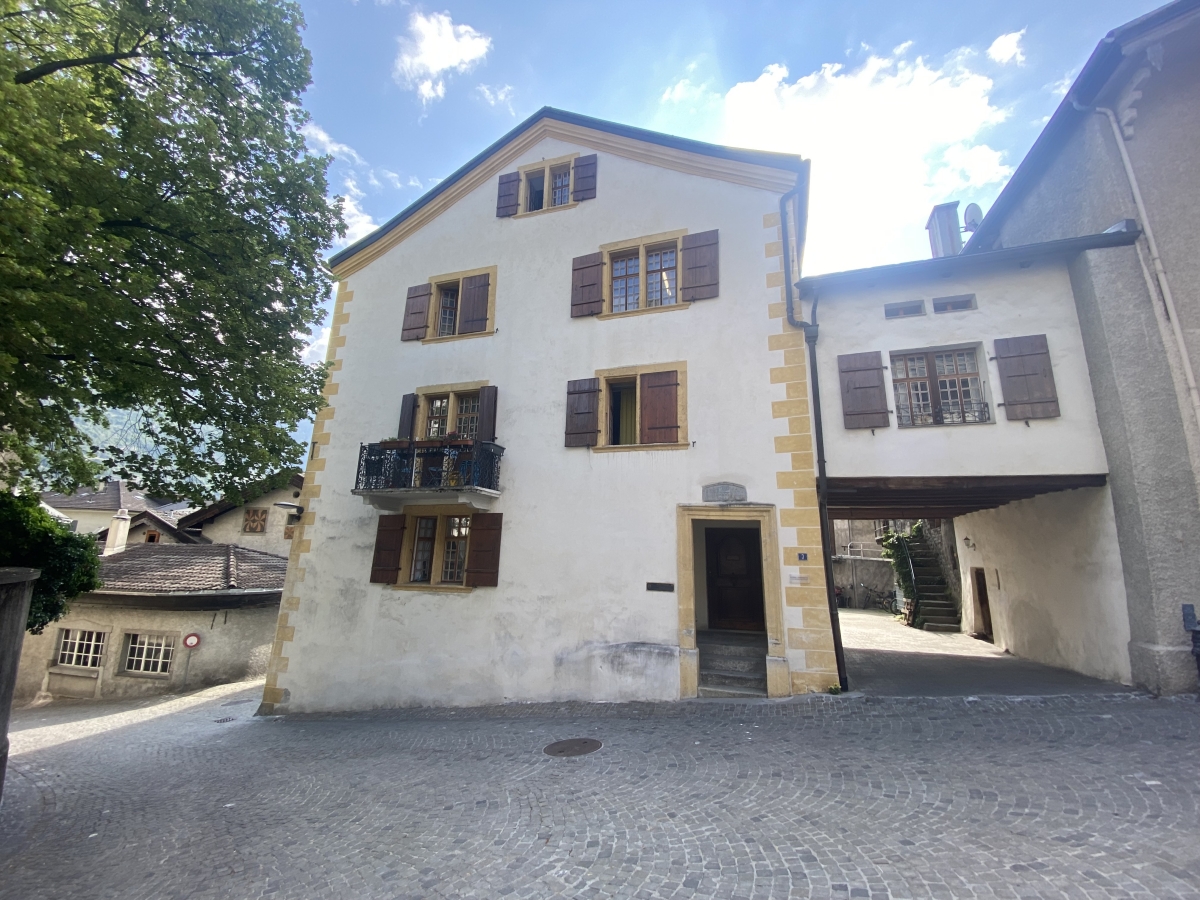 Perfectly located 1-room rental apartment in Visp