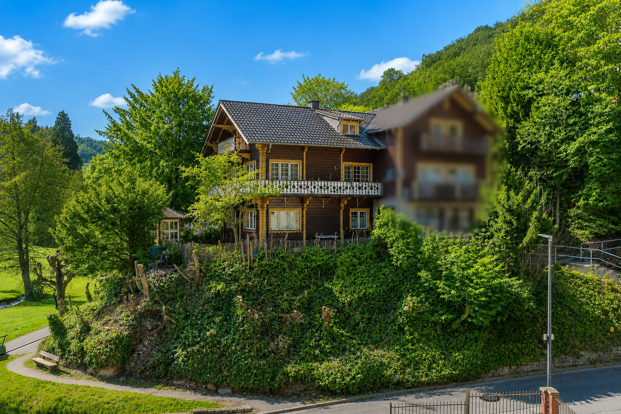 Historisches Kulturdenkmal mit einzigartiger Kurgeschichte und besonderem Wohncharakter in Schlangenbad