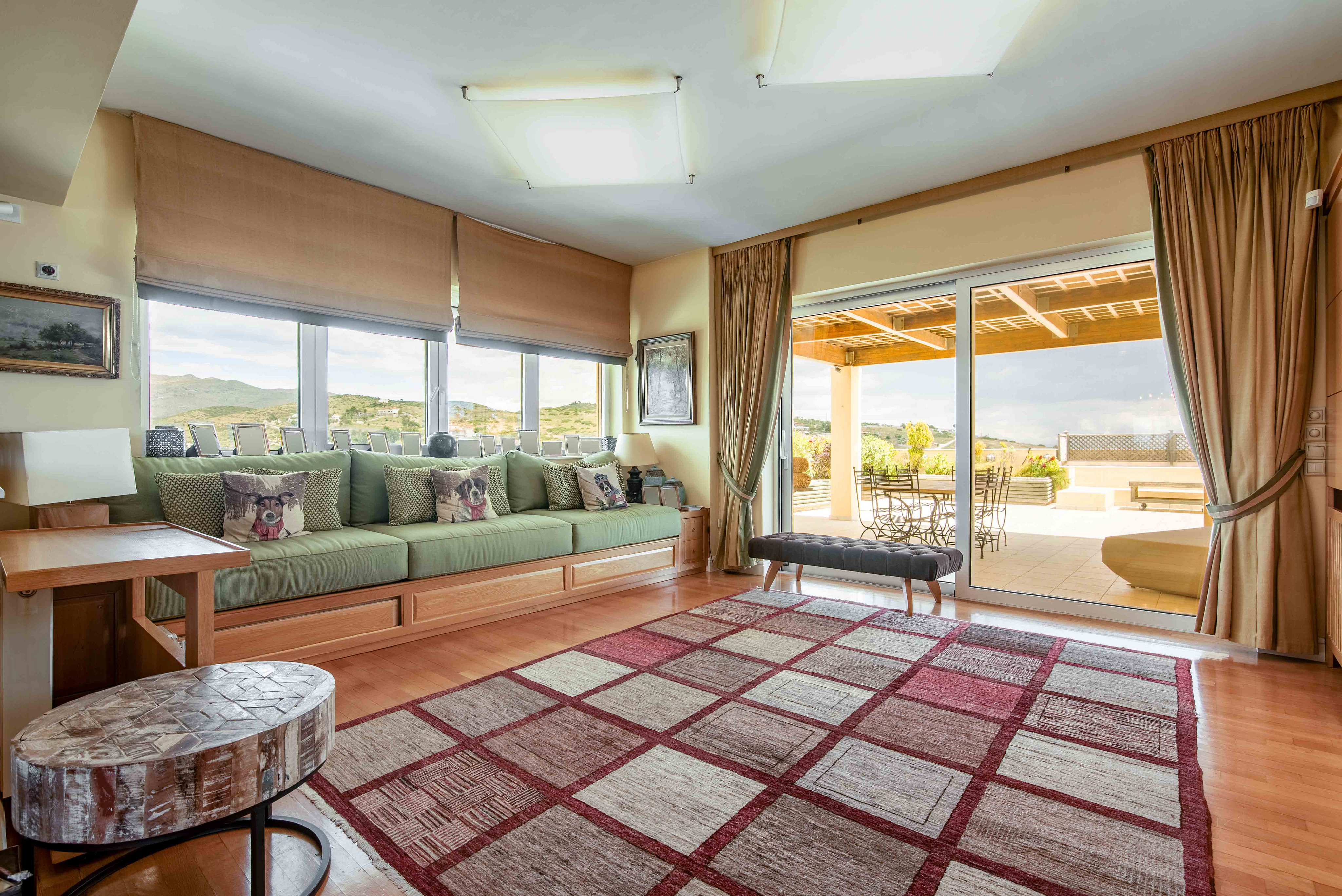 Exquisite penthouse maisonette in Edison Hill, Pallini