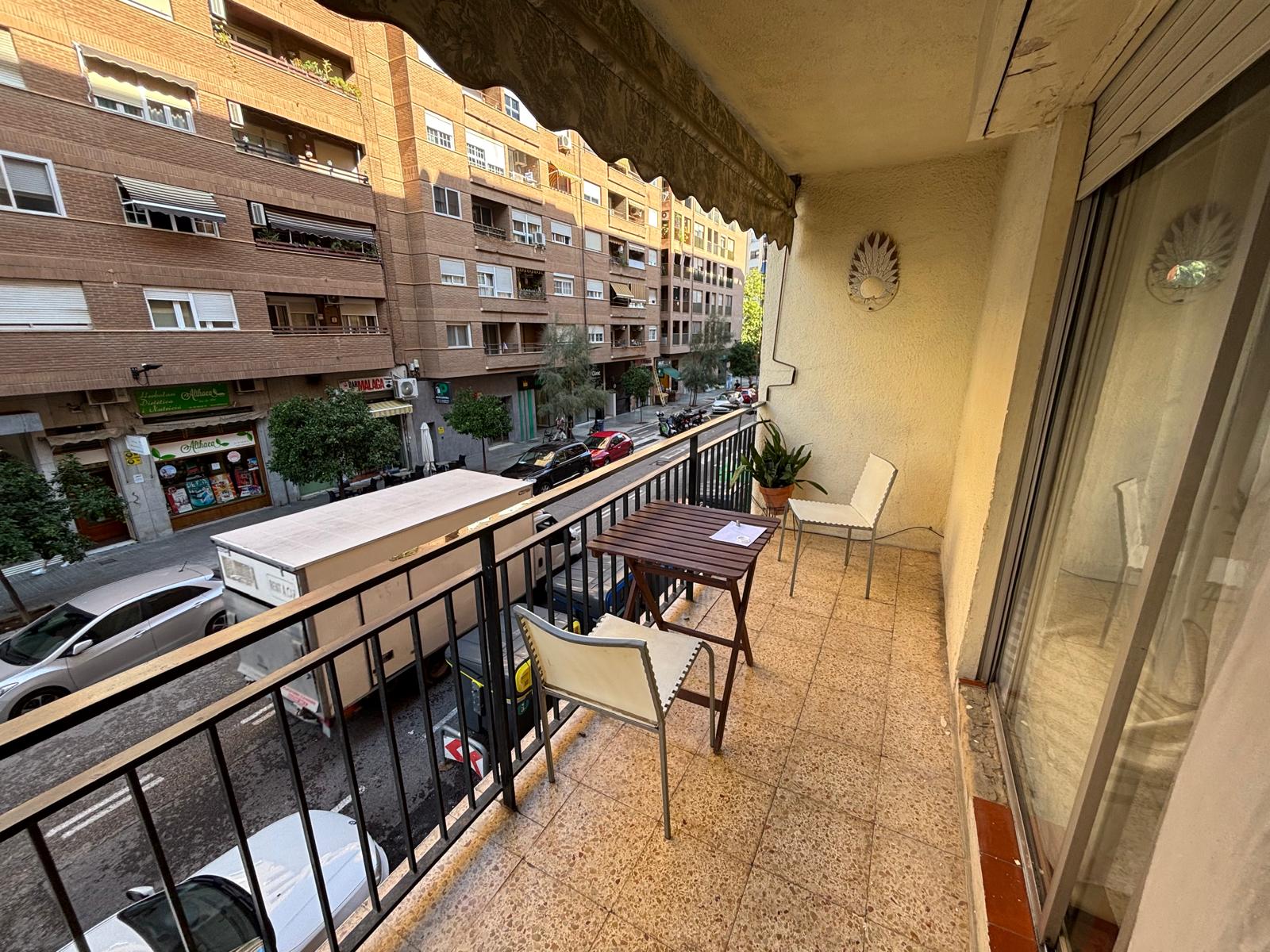 Student apartment for rent at 41 Málaga Street