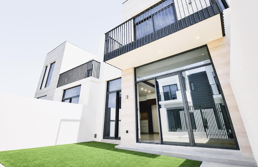 Vacant | Back to Back | Prime Internal Location