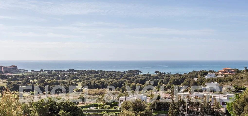 Magnificent plot in Can Girona, Sitges