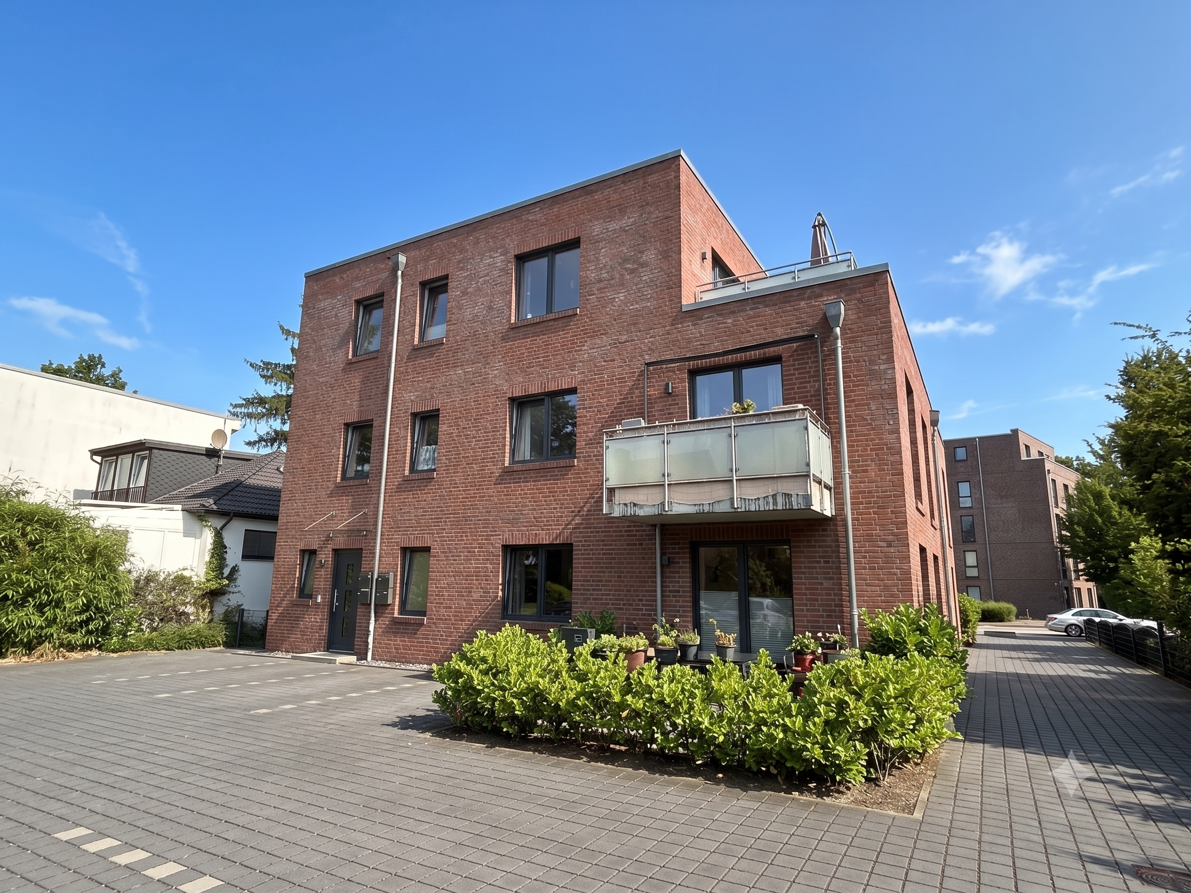 Perfekt durchdachte Raumaufteilung trifft modernen Wohnkomfort – 2,5 Zimmer Wohnung mit Terrasse